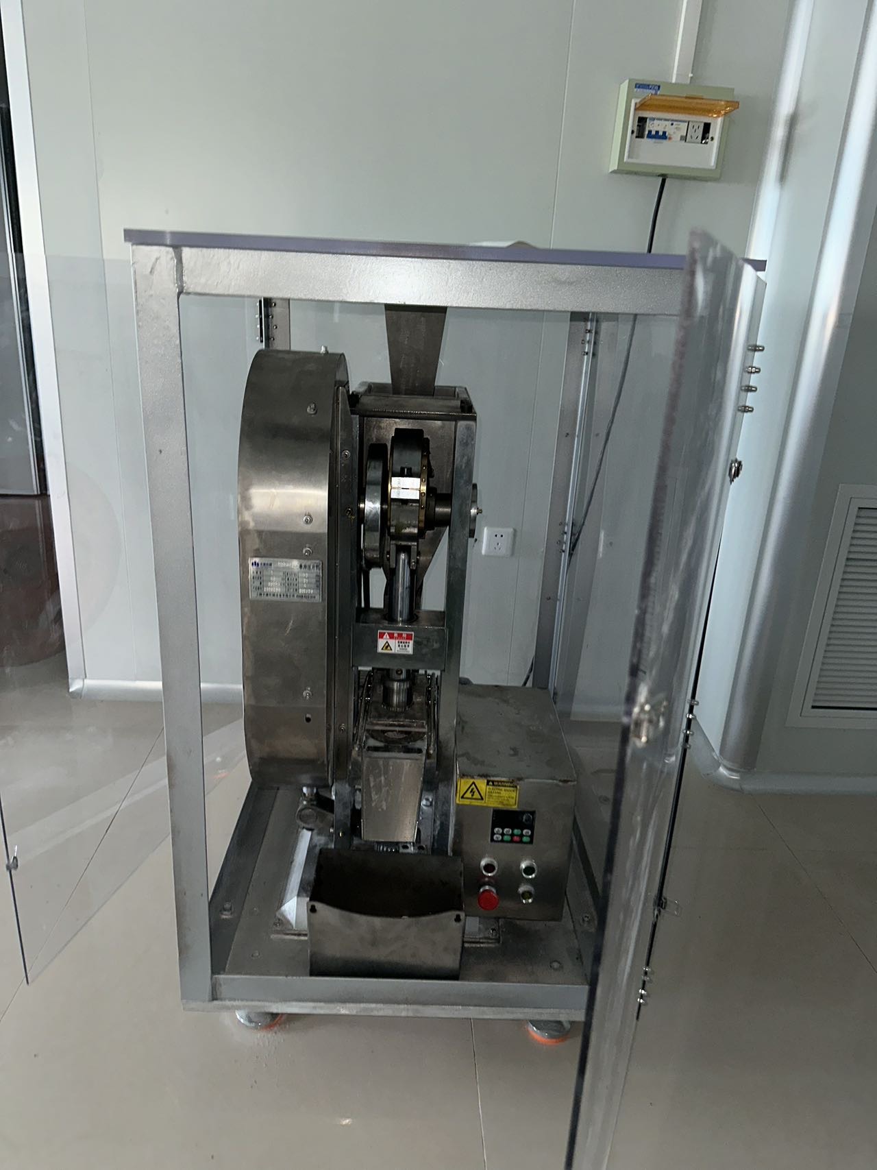 Pharmaceutical Equipment