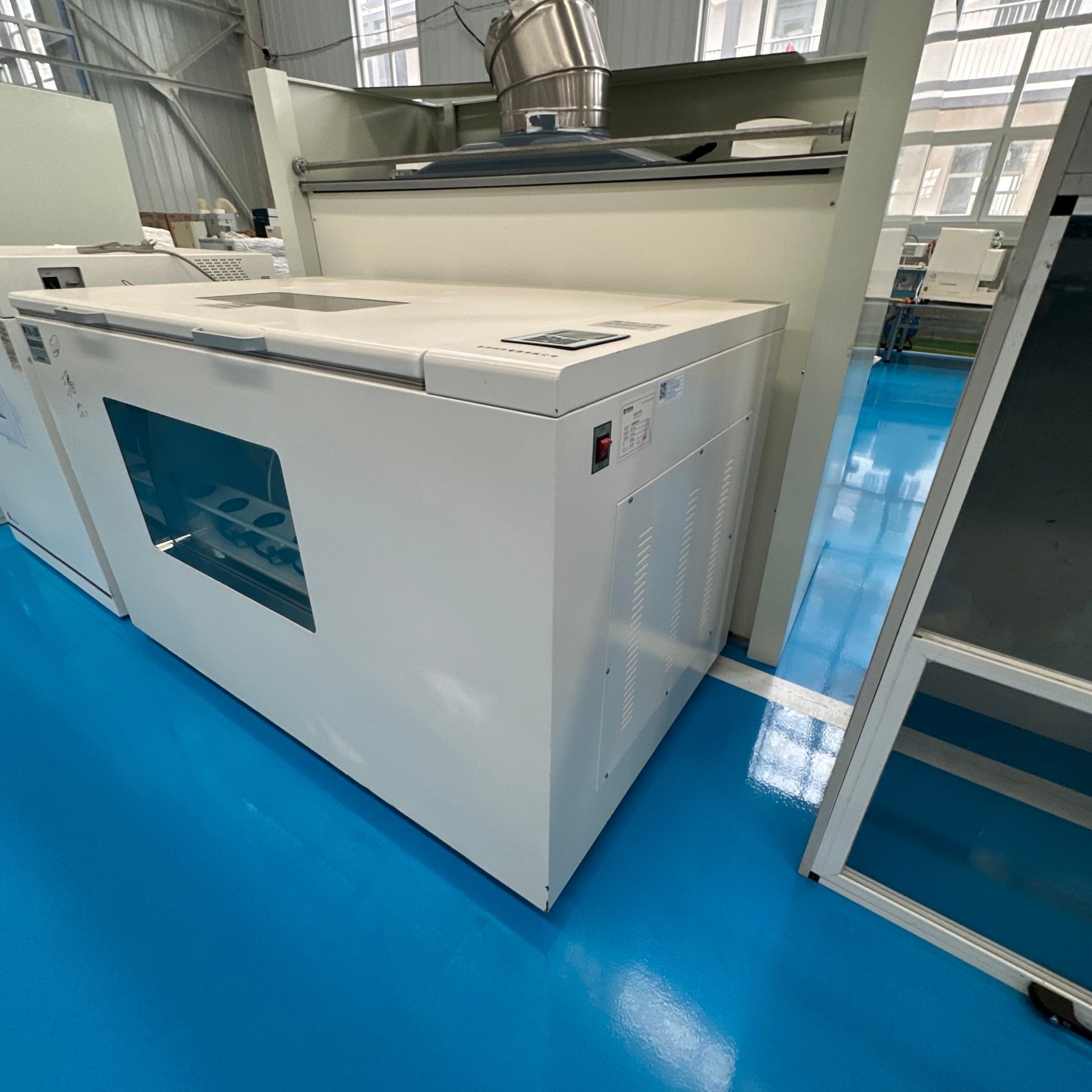 Used Temperature Controlled Shaker &mdash; Model DNA-1A image 5