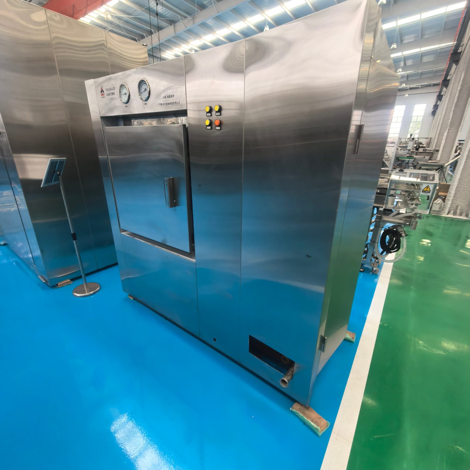 Used Steam Sterilizer &mdash; Model 0.25 image 5