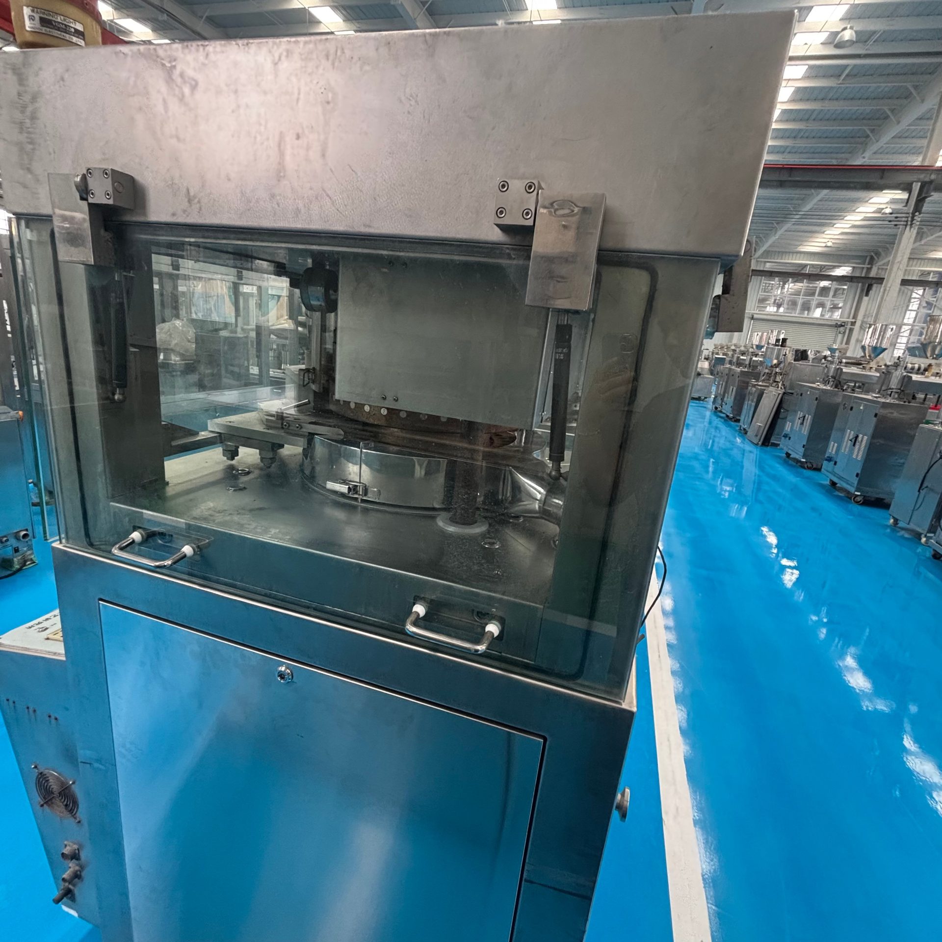 Used Rotary Tablet Press &mdash; Model 36 punch image 4