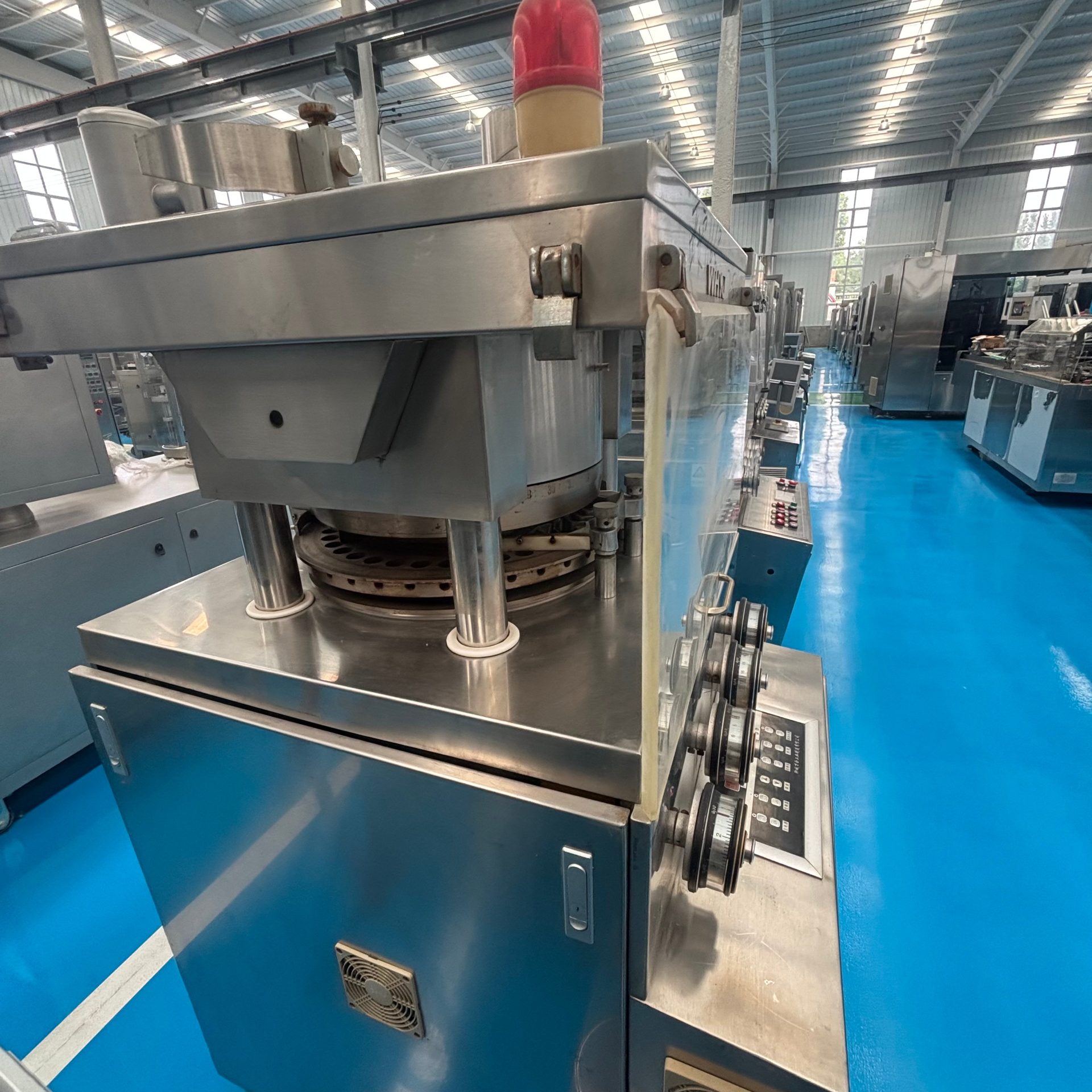 Used Rotary Tablet Press &mdash; Model ZP-37 image 2