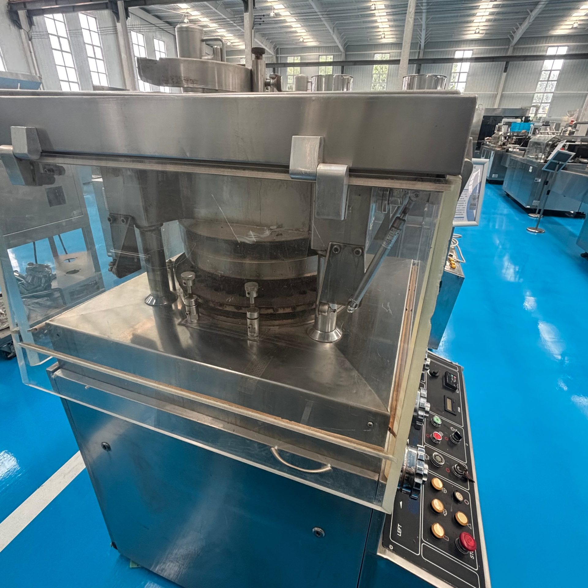Used Rotary Tablet Press &mdash; Model ZP-31 punch image 2