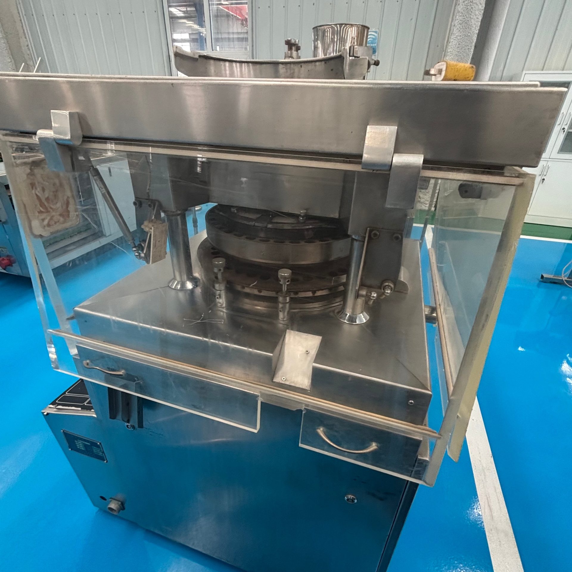 Used Rotary Tablet Press &mdash; Model ZP-31 punch image 4