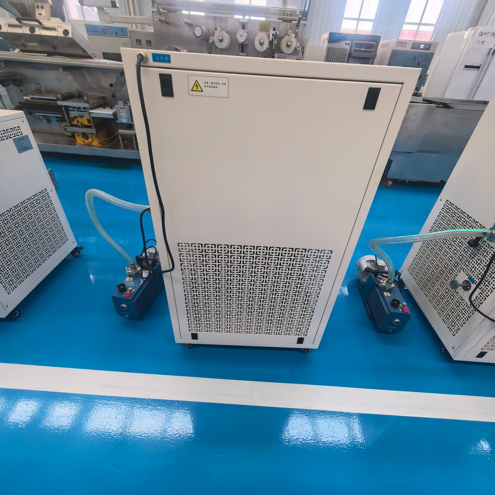 Used Freeze Dryer &mdash; Model 0.5 m&sup2; image 3