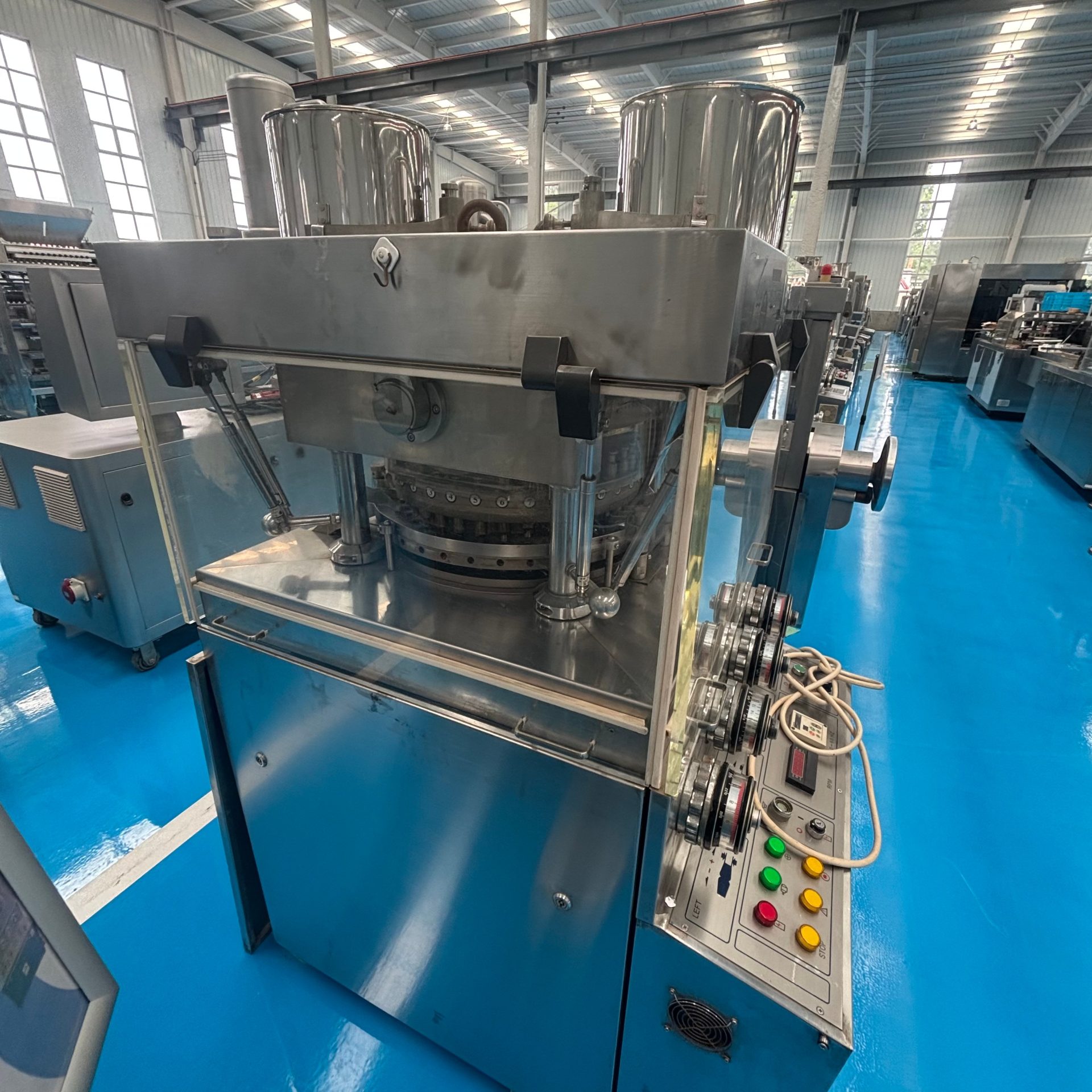 Used Rotary Tablet Press &mdash; Model 35 punch image 2