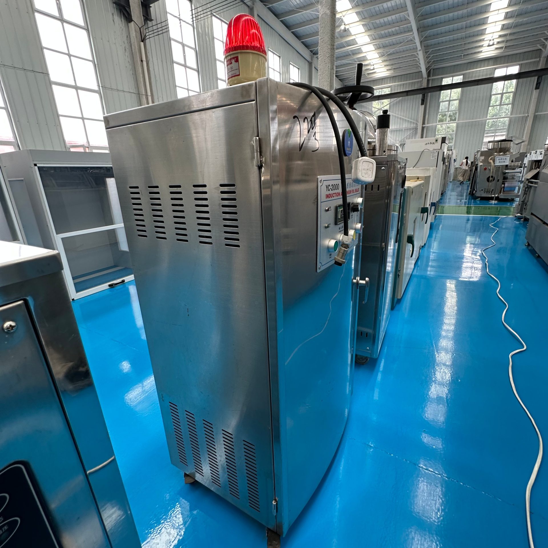 Used Sealing Machine &mdash; Model YC-2000 image 3