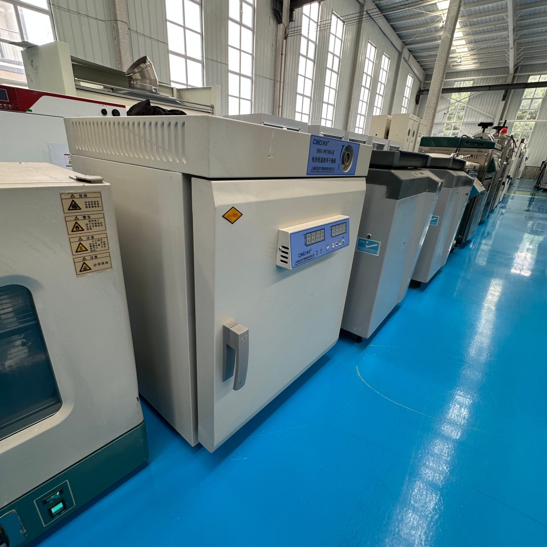 Used Hot Air Circulation Drying Oven &mdash; Model DHG-9073Bs image 2