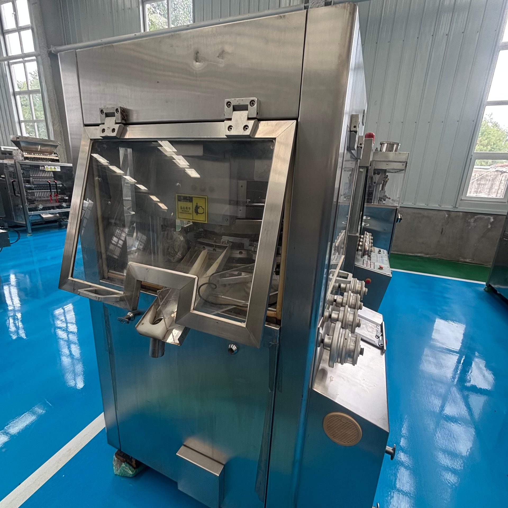 Used Rotary Tablet Press &mdash; Model 26 punch image 2