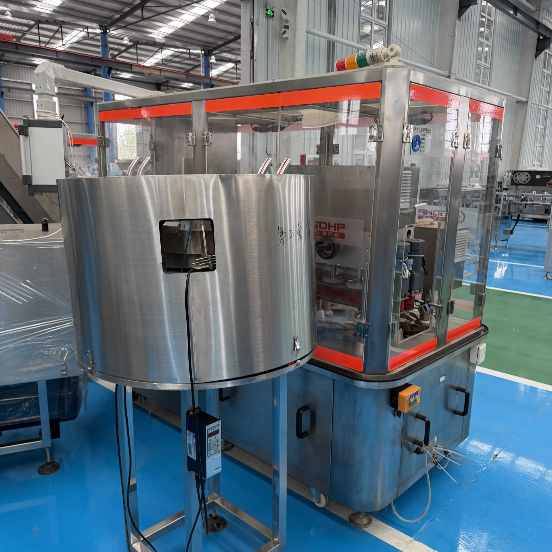 Used Liquid Filling Machine &mdash; Model 30 L image 3