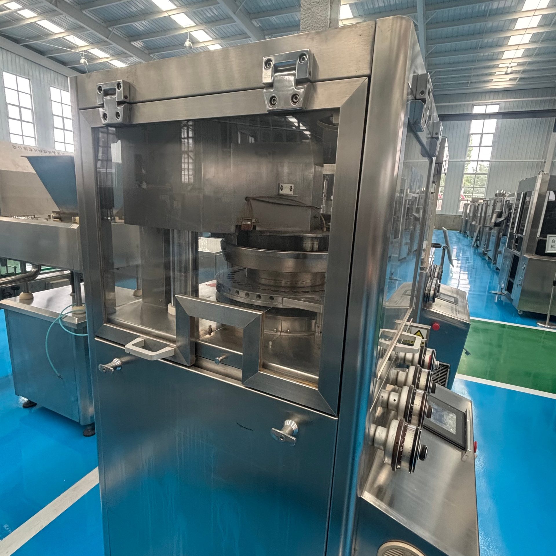 Used Rotary Tablet Press &mdash; Model 40 punch image 2