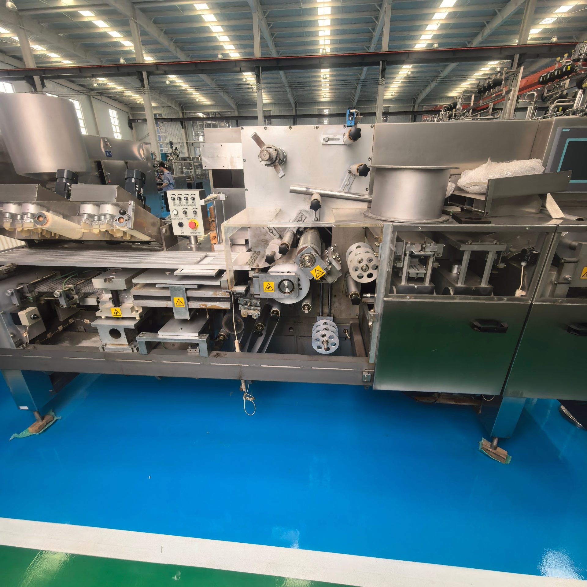 Used Packaging Machine &mdash; Model 200 image 2