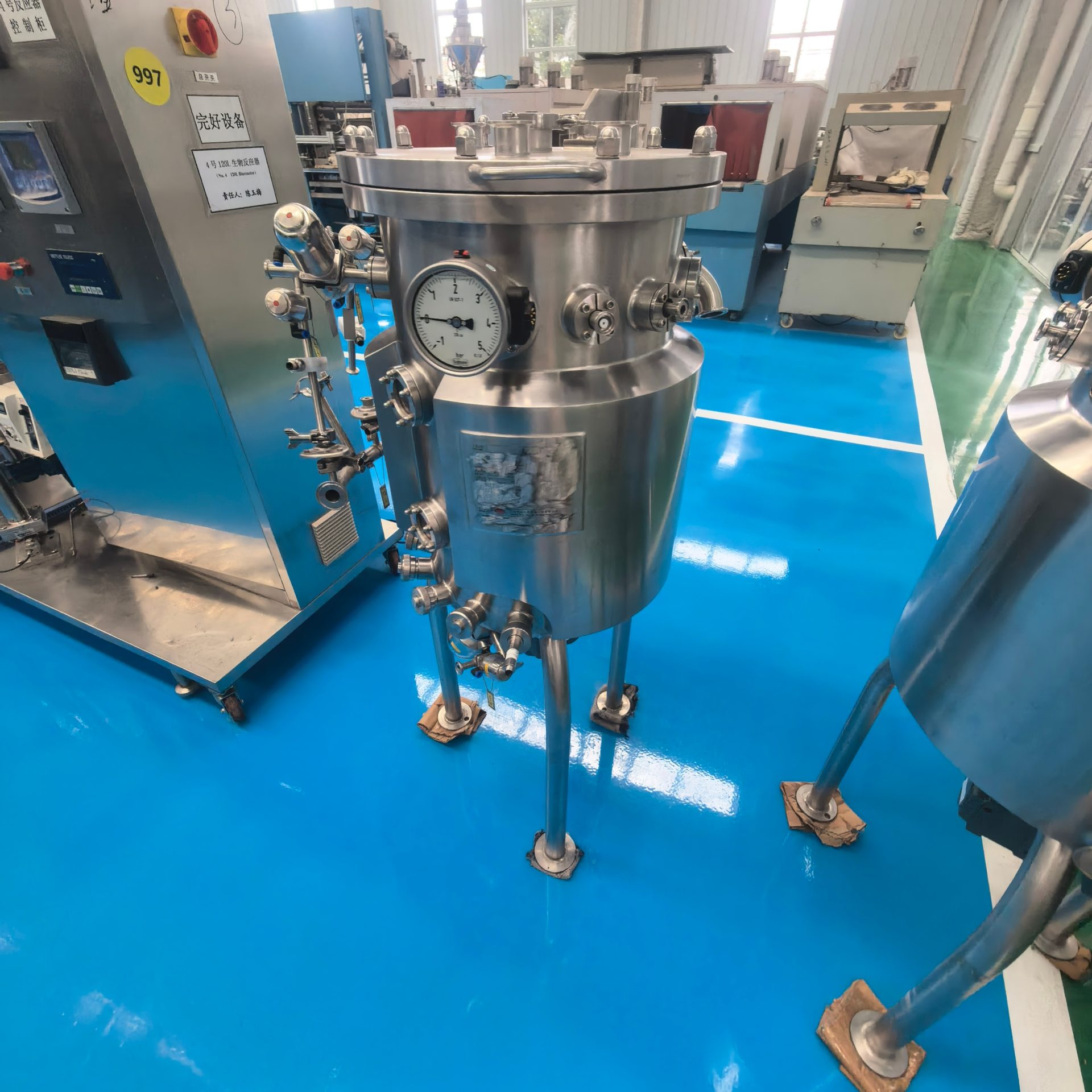 Used Bioreactor &mdash; Model 50L image 5