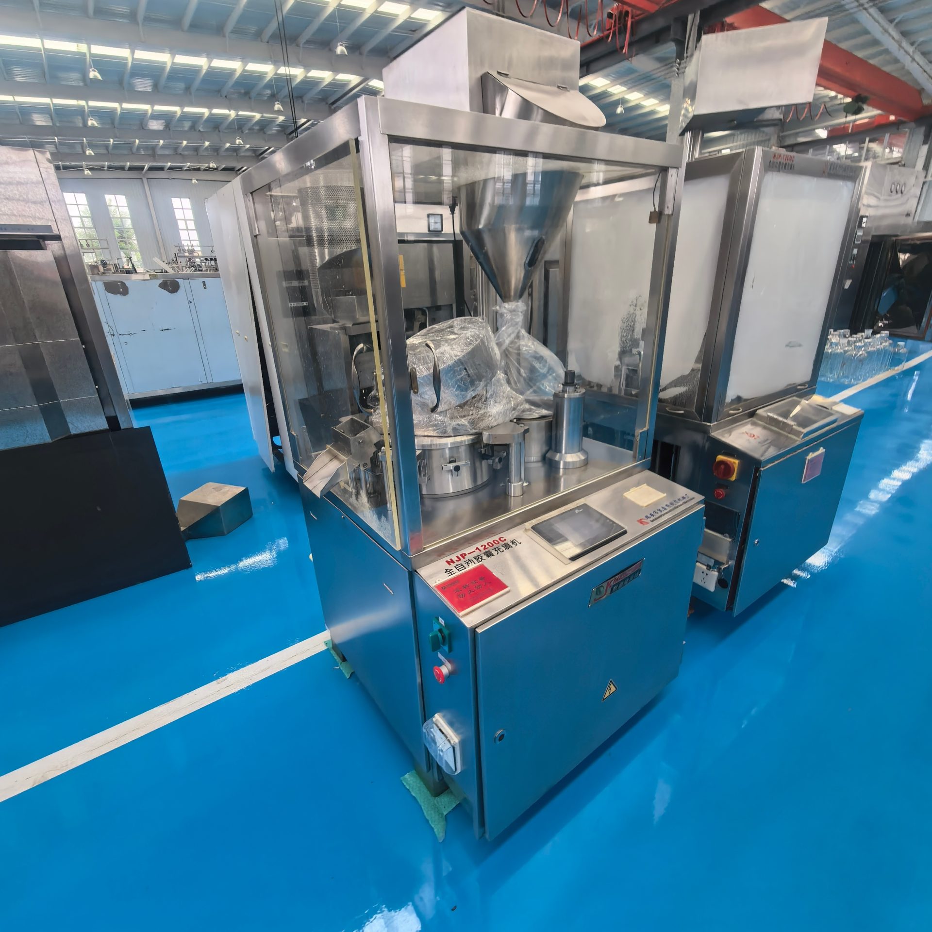 Used Capsule Filling Machine &mdash; Model NJP-1200C image 2