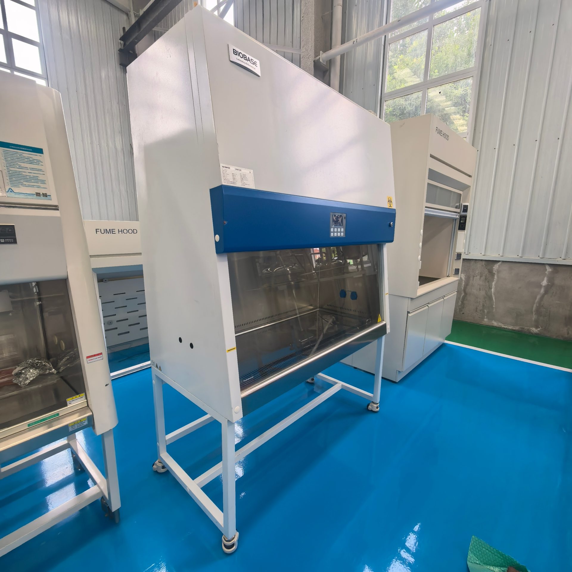 Used Biological Safety Cabinet by BIOBASE &mdash; Model A2 image 2