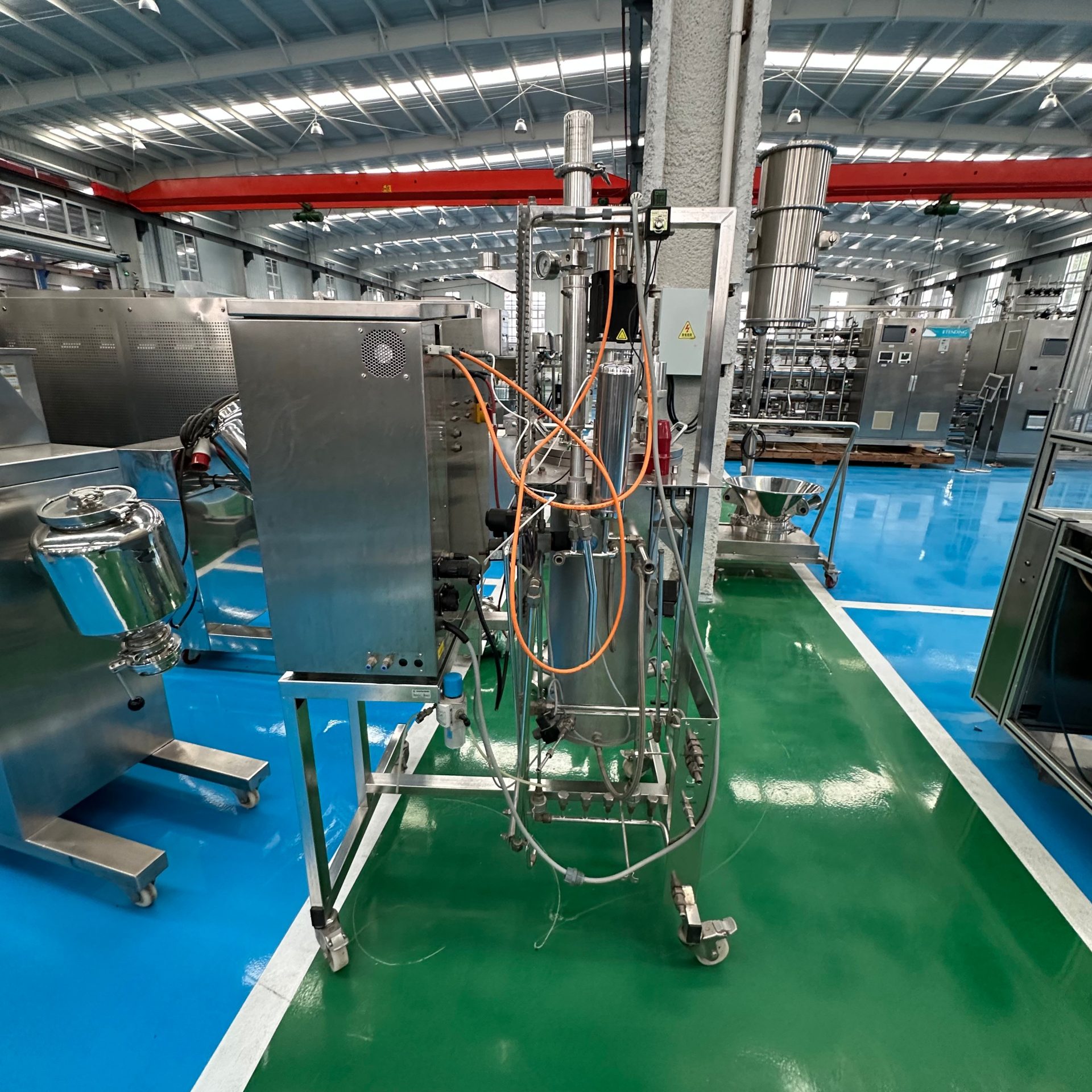 Used Bioreactor &mdash; Model 45L image 4