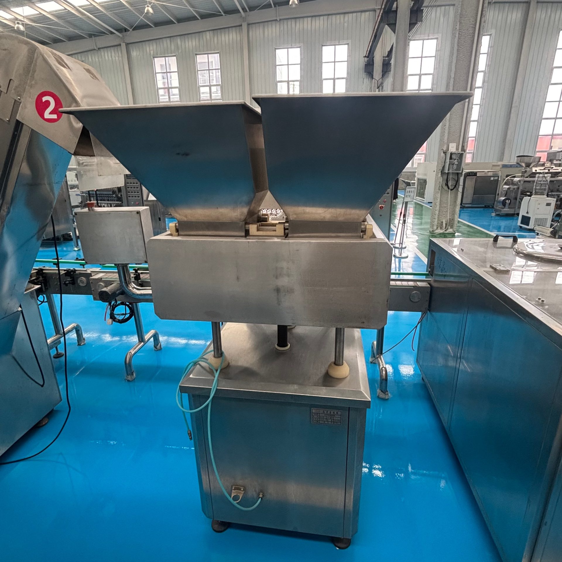 Used Tablet Counting Machine &mdash; Model SL-60 image 3