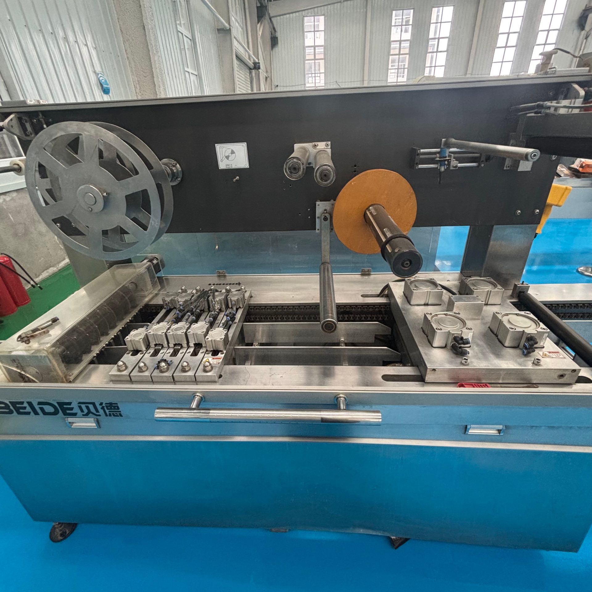 Used Vacuum Packaging Machine &mdash; Model BD-420 image 5
