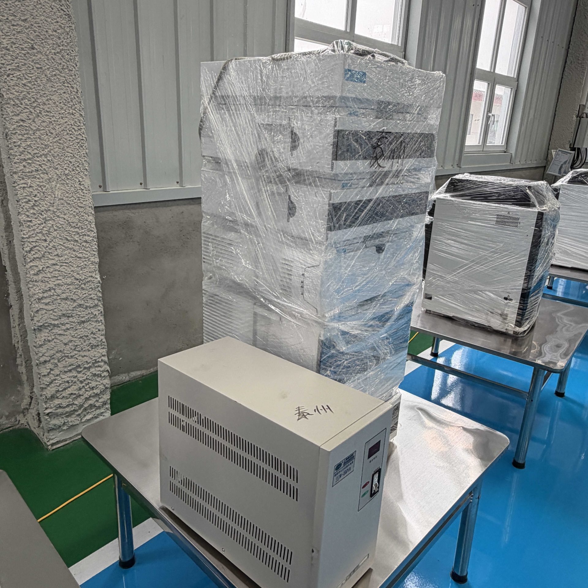 Used High Performance Liquid Chromatograph by agilent &mdash; Model 1260 image 2