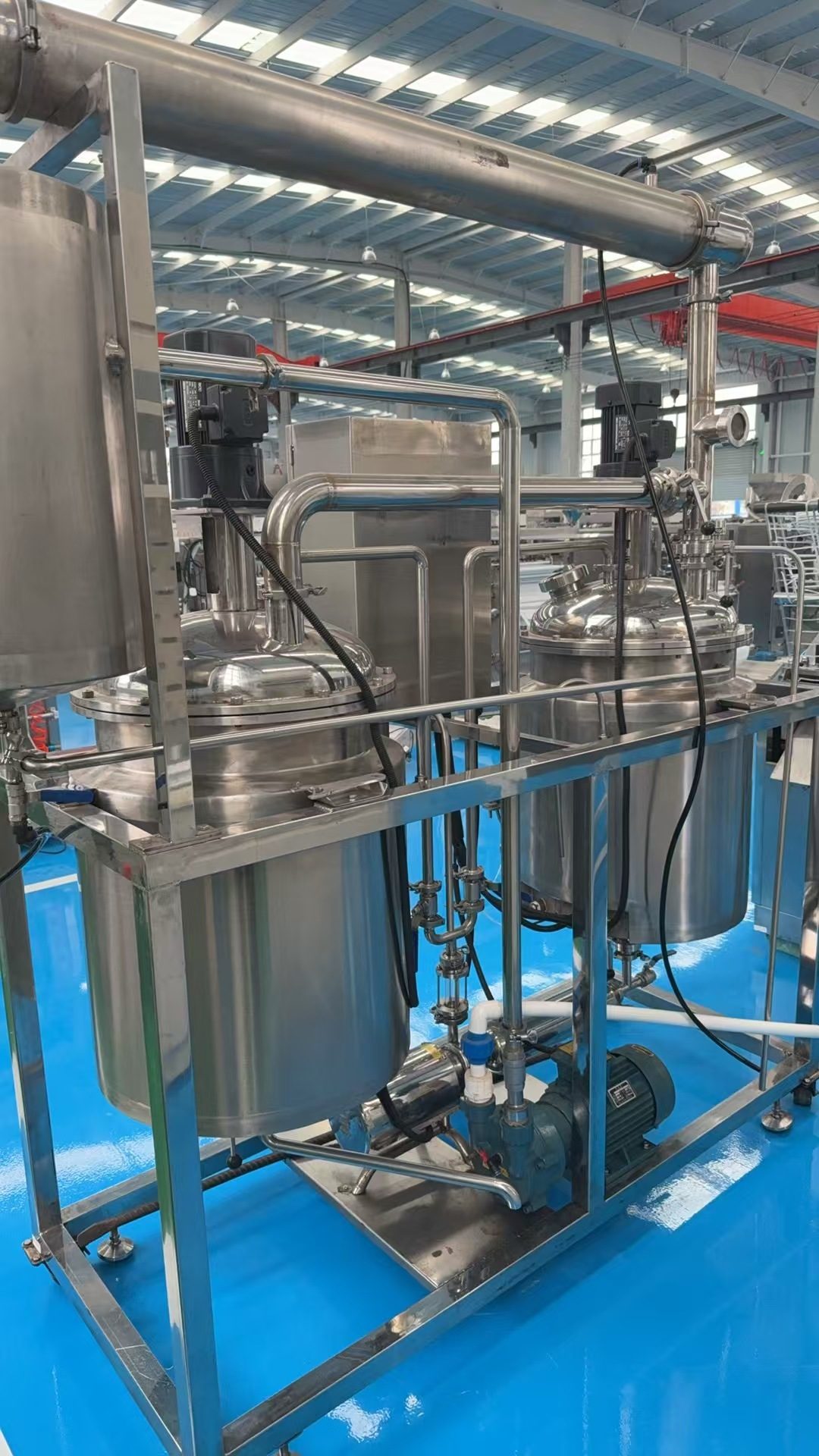 Used Extraction and Concentration Unit &mdash; Model 100L image 2