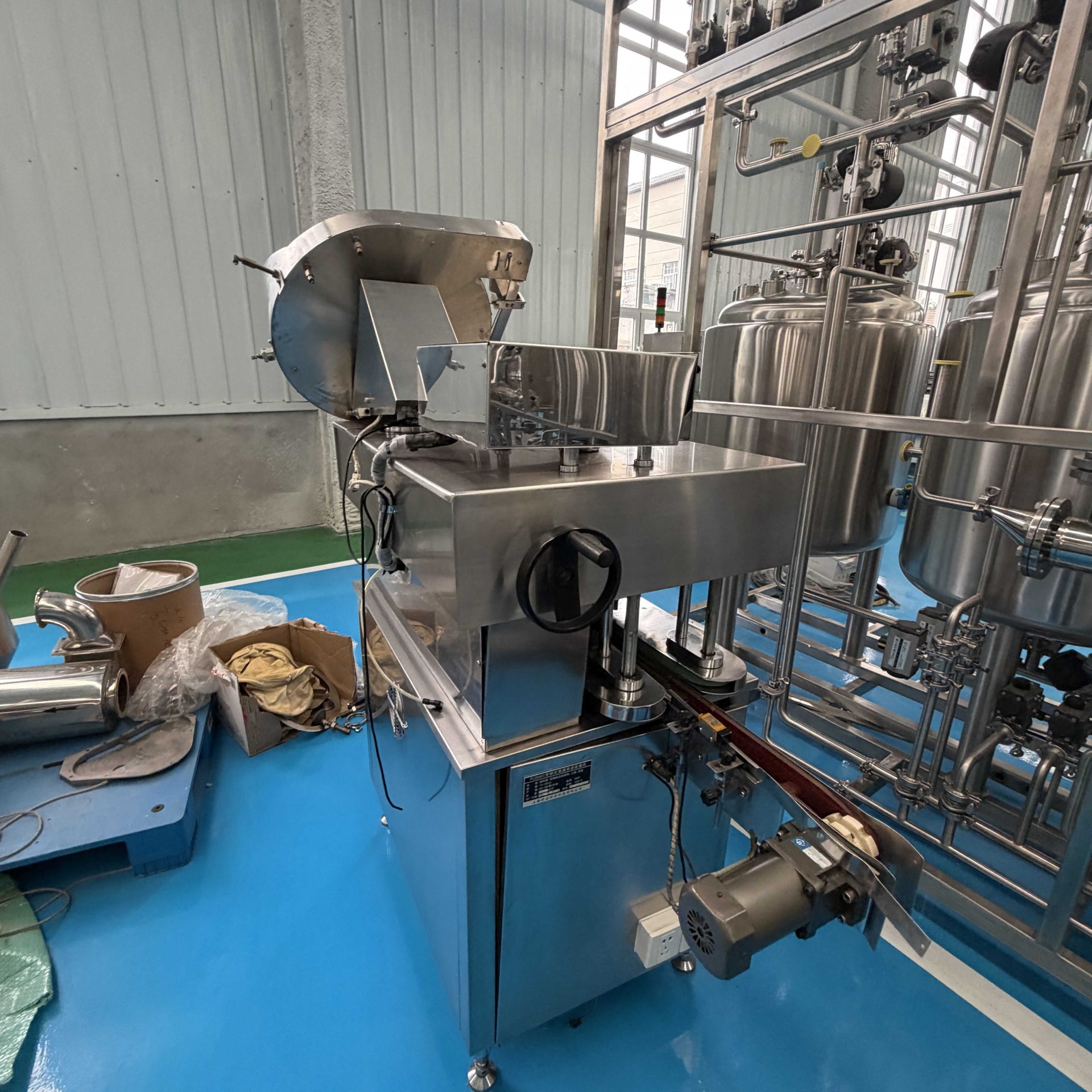 Used Capping Machine &mdash; Model PC2000 image 3