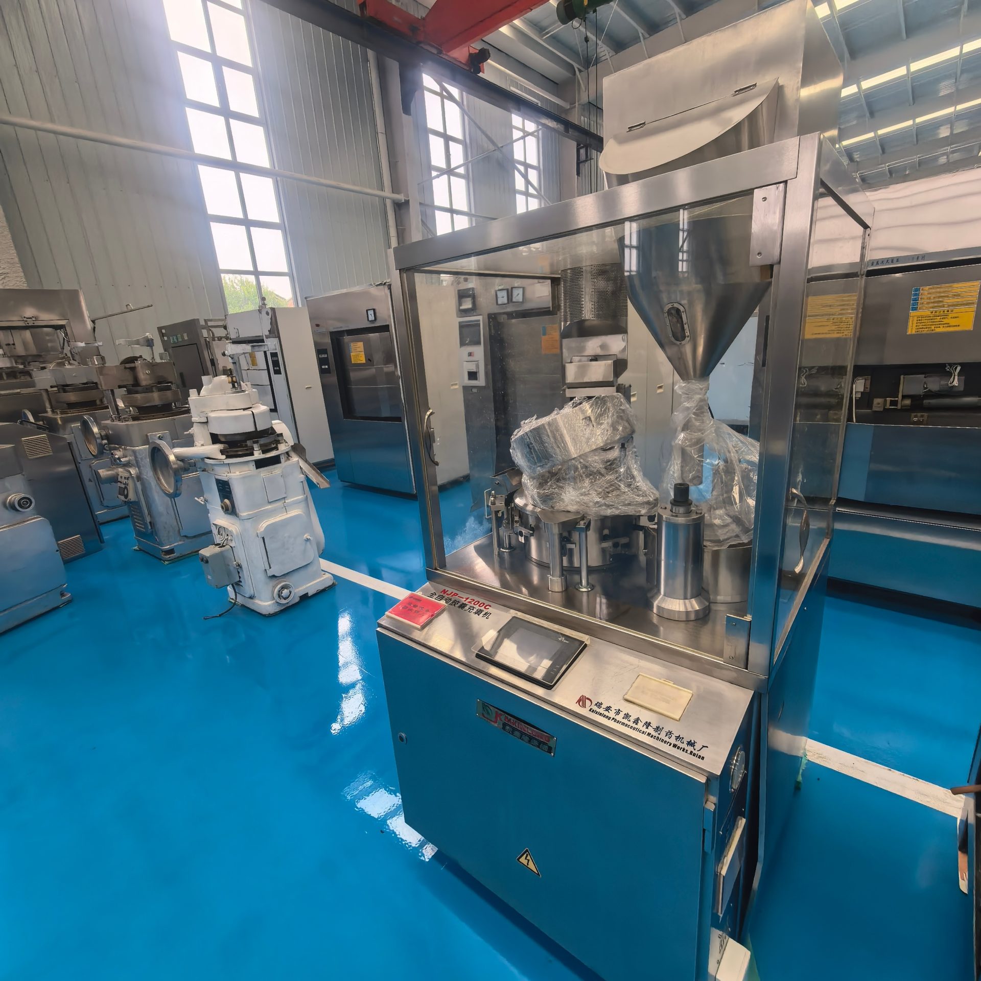 Used Capsule Filling Machine &mdash; Model NJP-1200C image 4
