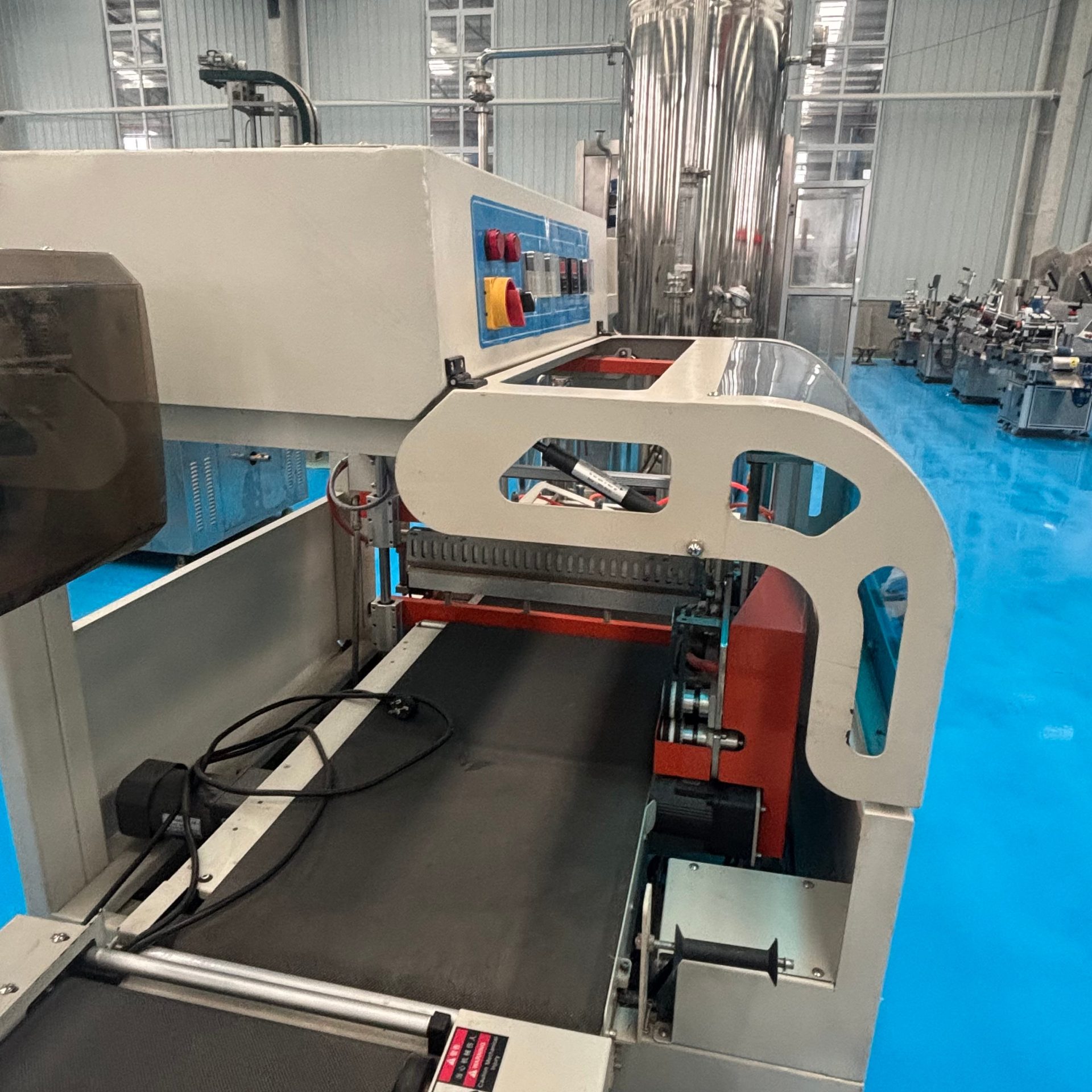 Used Side Sealing Machine &mdash; Model BF550A image 2