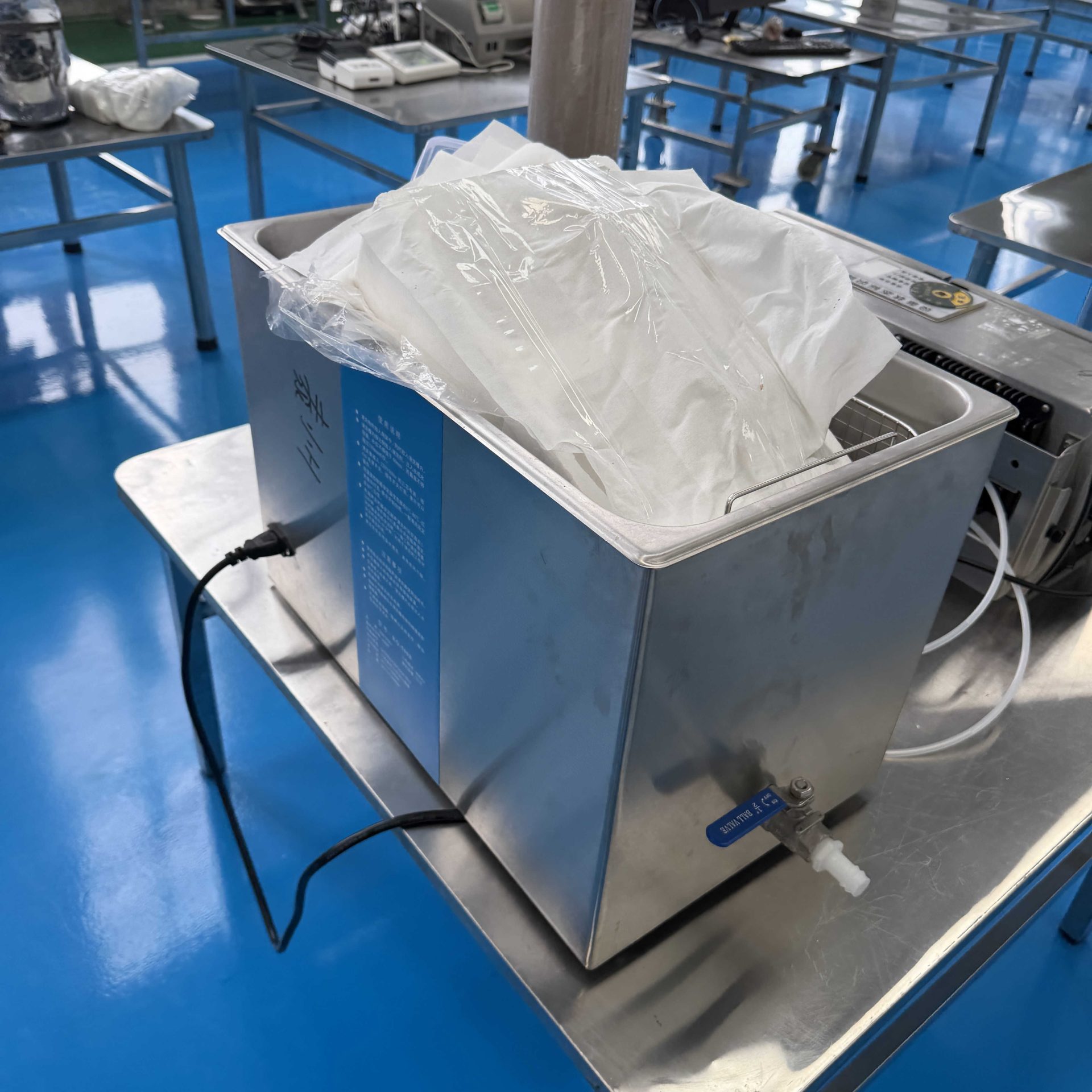 Used Ultrasonic Cleaner &mdash; Model 500B image 4