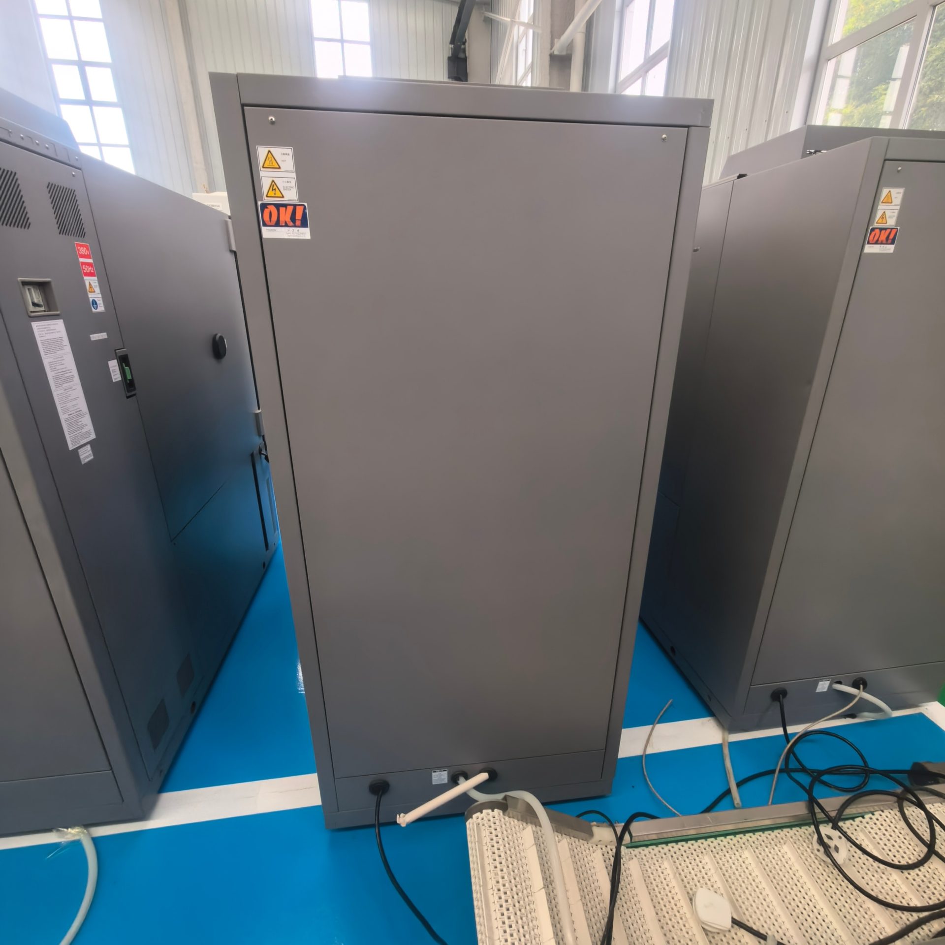 Used Temperature & Humidity Test Chamber &mdash; Model GPR-3 image 3