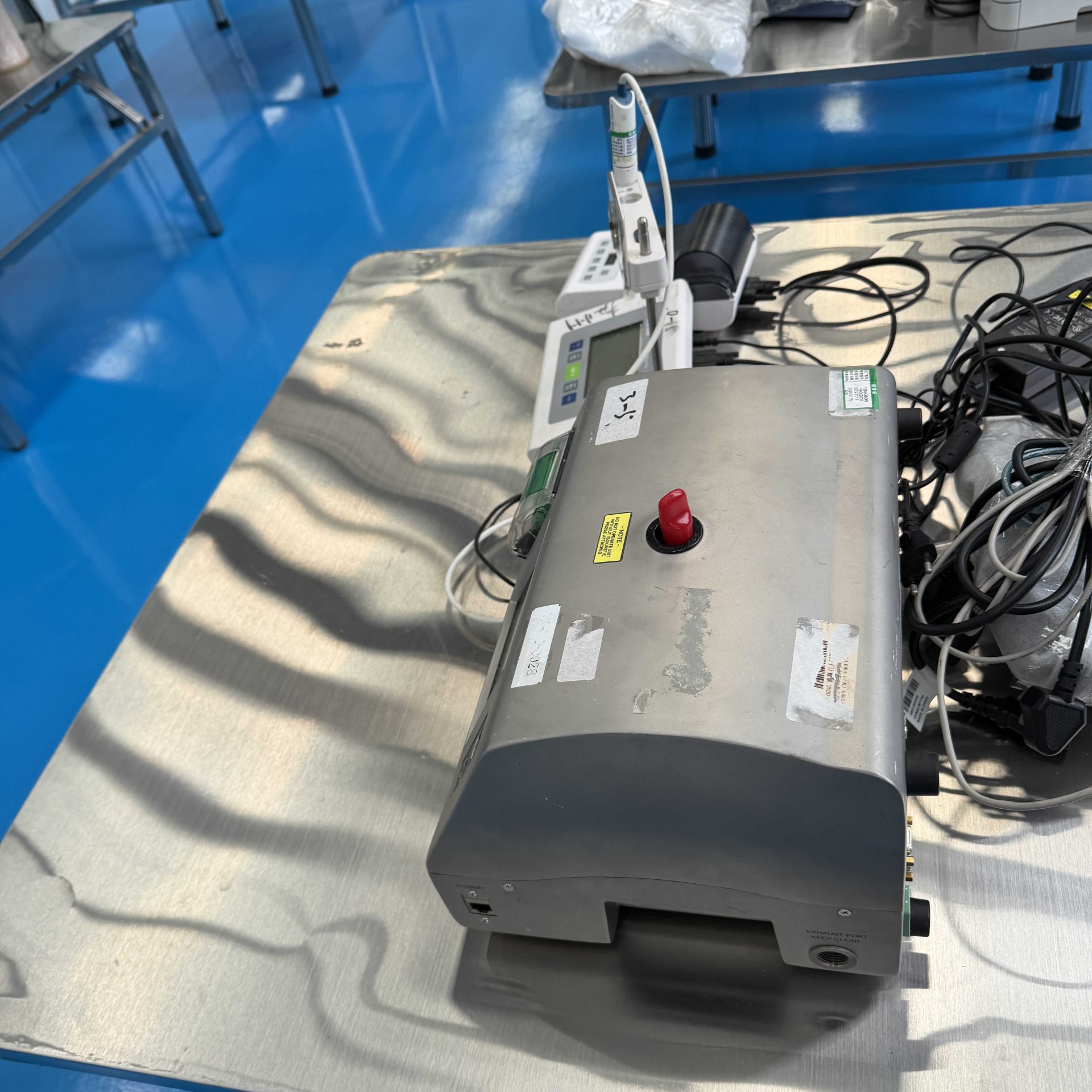 Used Laser Particle Counter image 5