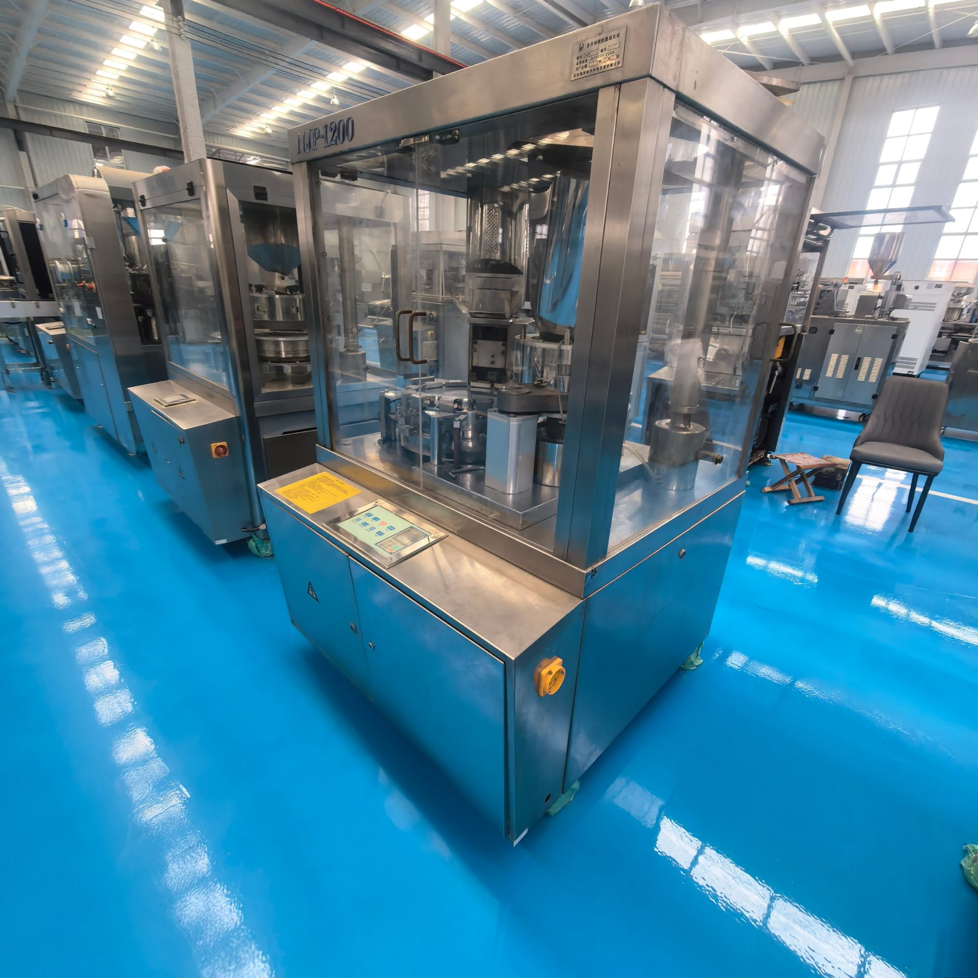 Used Capsule Filling Machine &mdash; Model NJP-1200 &mdash; Unit 229 image 4