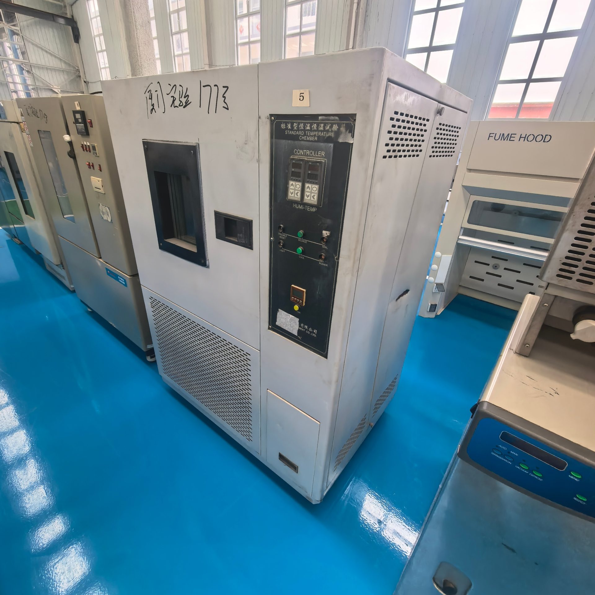 Used Temperature & Humidity Test Chamber image 4