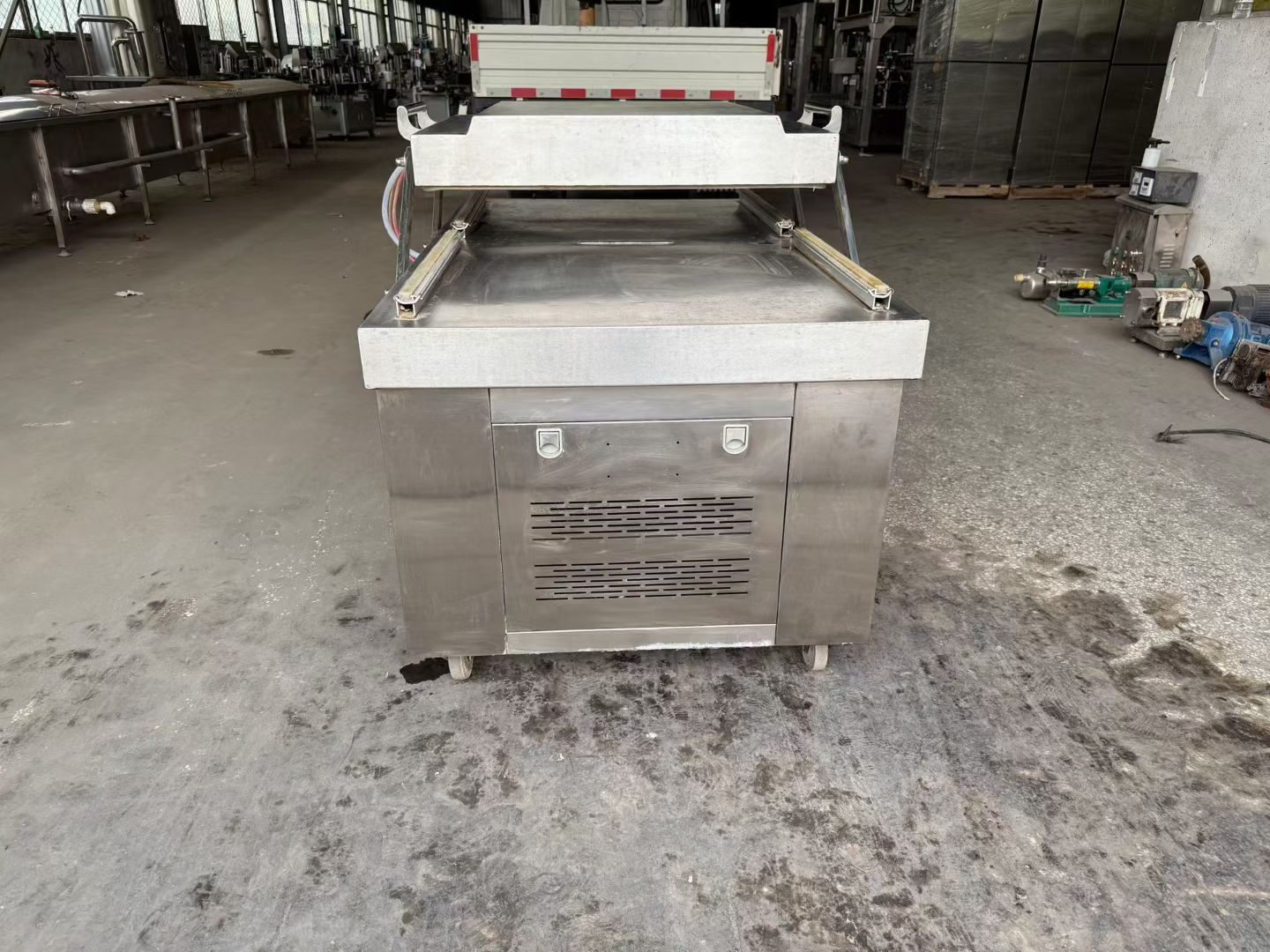 Used Vacuum Packaging Machine &mdash; Model 600 image 4