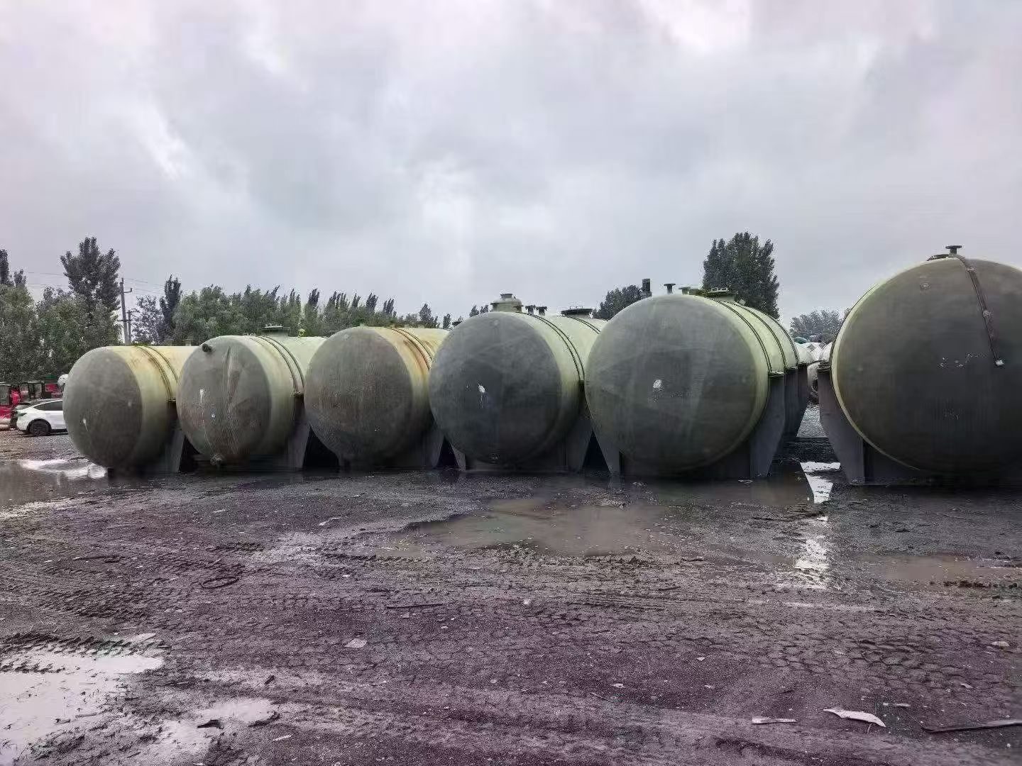 Used Stainless Steel Storage Tank &mdash; Model 30m&sup3; image 2