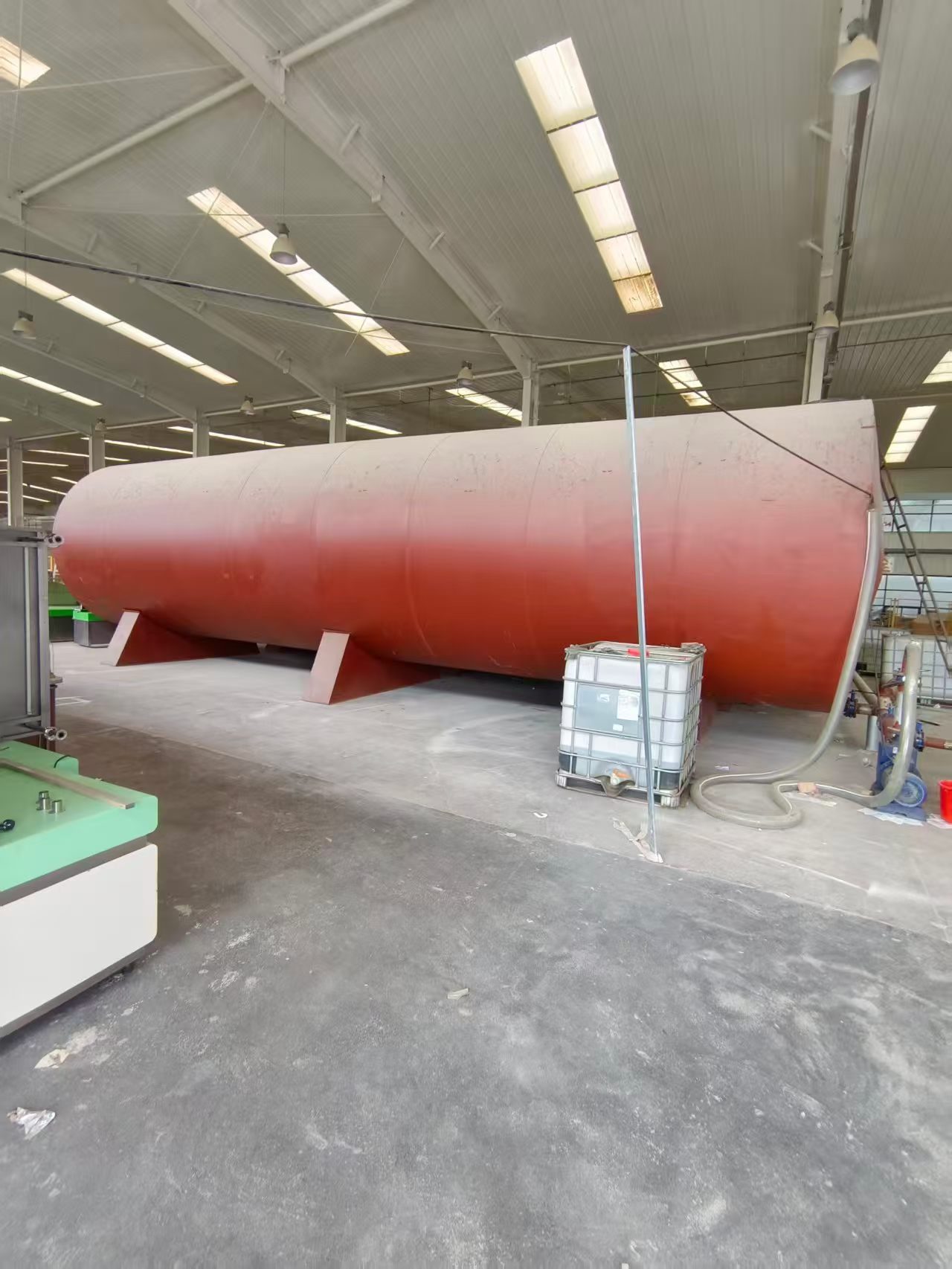 Used Horizontal Steel Storage Tank &mdash; Model 100m&sup3; image 4