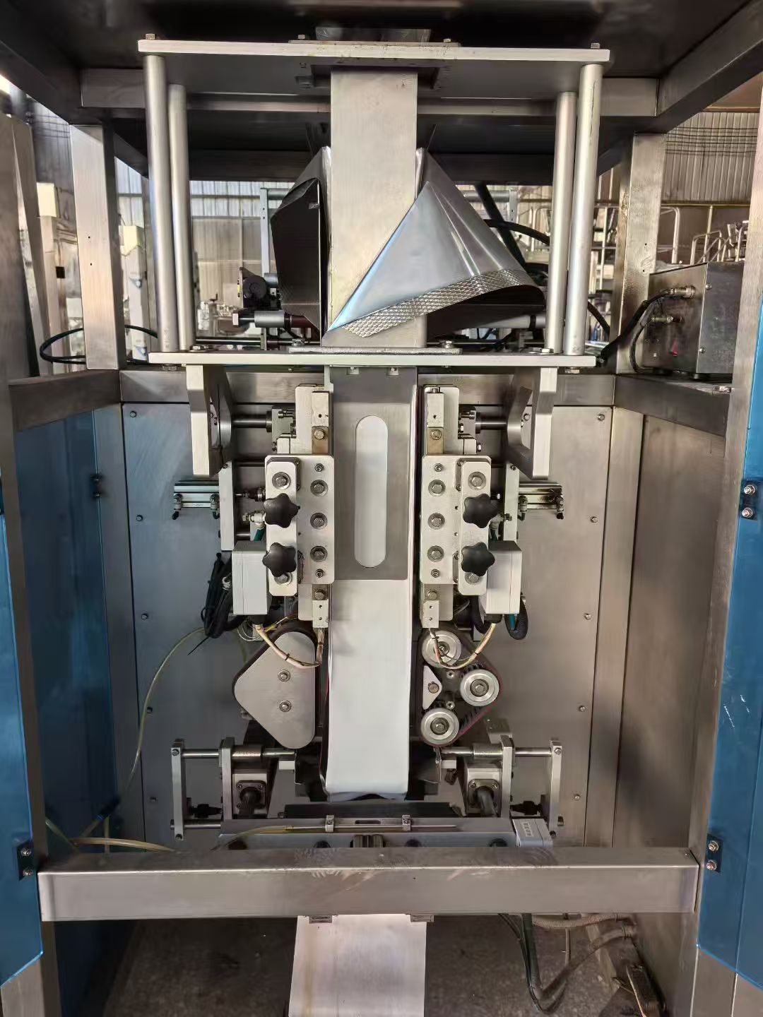 Used Packaging Machine &mdash; Model 520 image 2