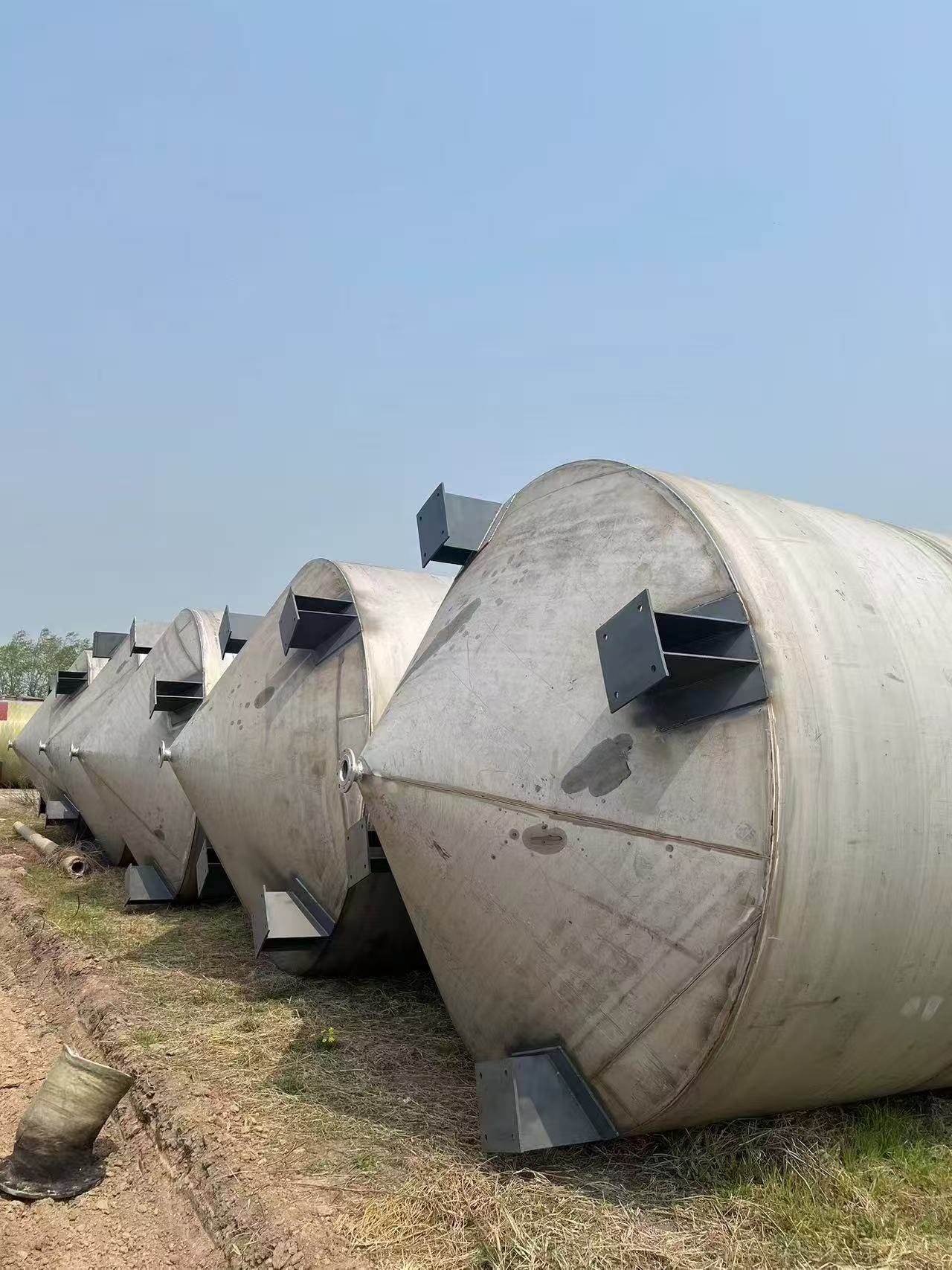 Used Stainless Steel Mixing Tank &mdash; Model 35000L