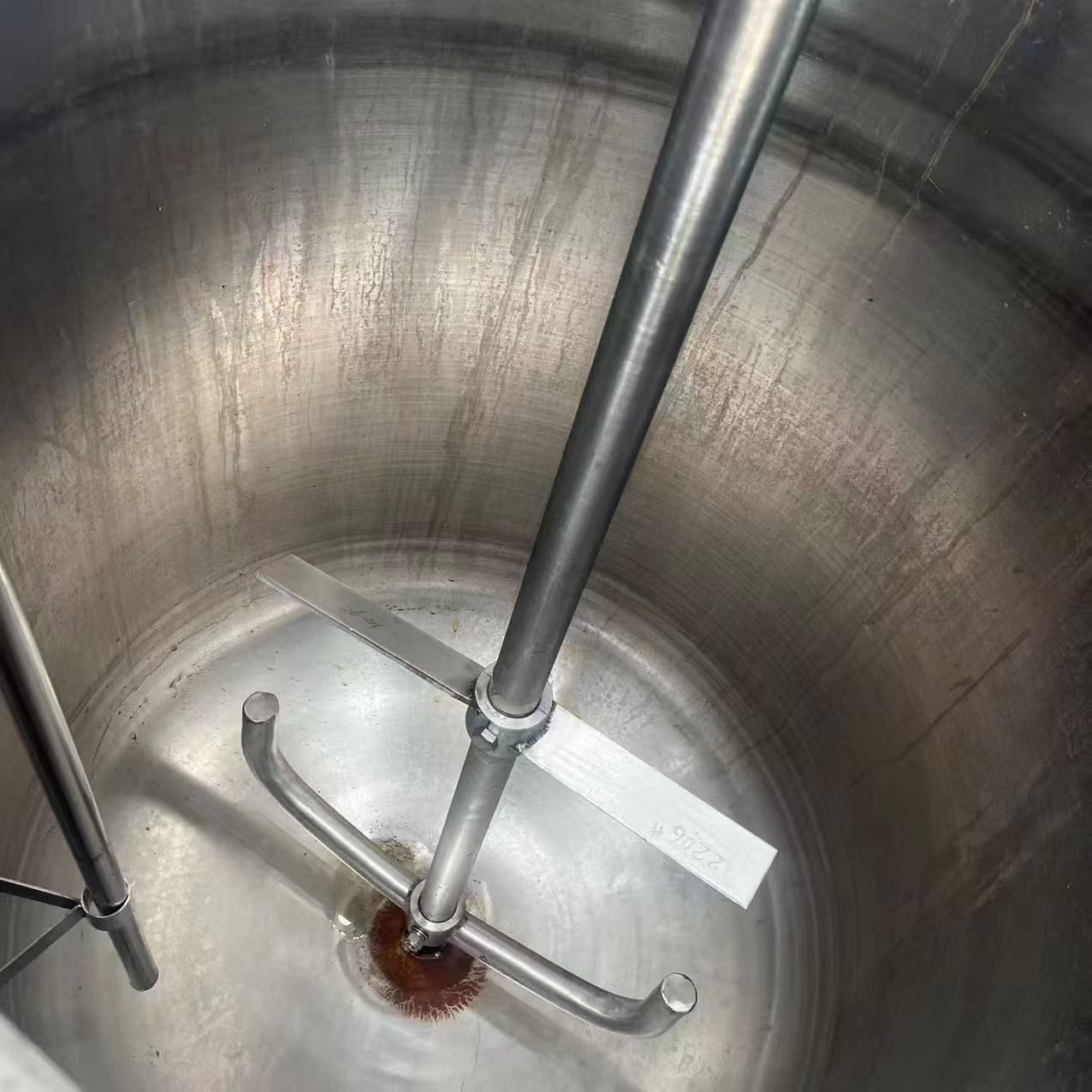 Used Chemical Reactor &mdash; Model 1000L image 6