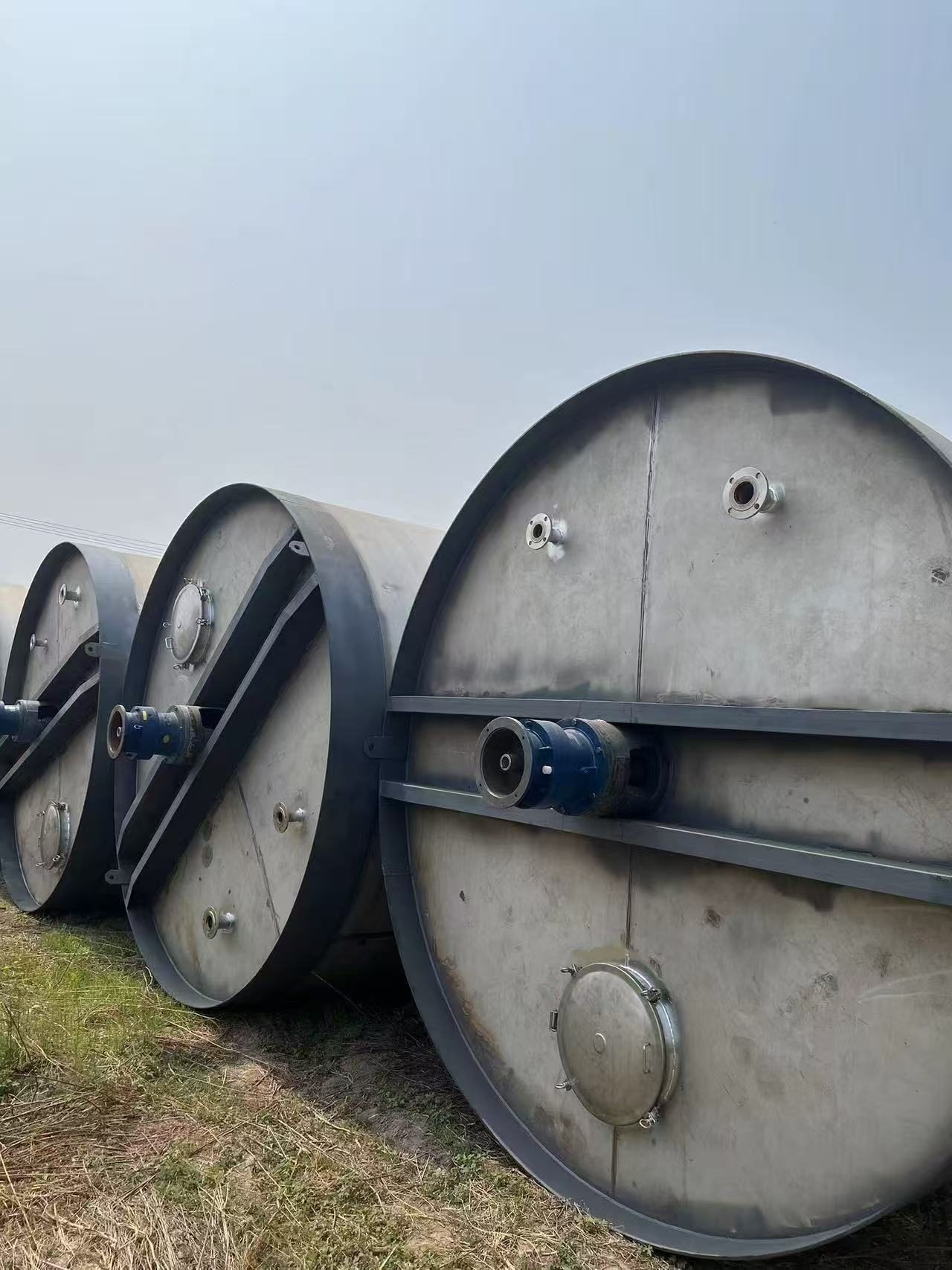 Used Stainless Steel Mixing Tank &mdash; Model 35000L image 2
