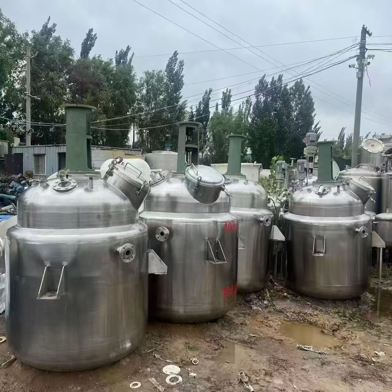 Used Chemical Reactor &mdash; Model 1000L image 2