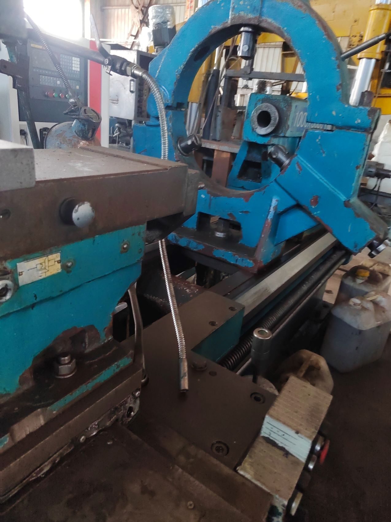 Used Lathe CW61100E 3000 &mdash; 2010 image 5