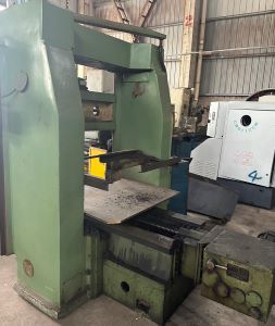 Used Milling Machine XQ2010 &mdash; 2011 image 2