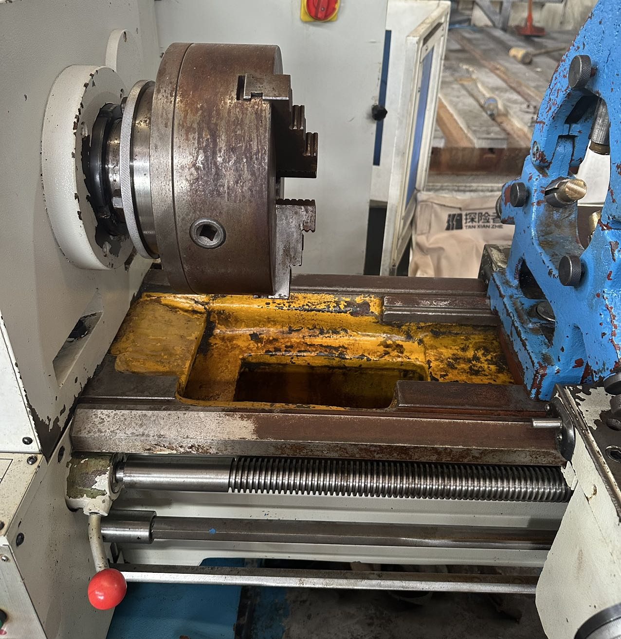 Used Lathe CL6136 &mdash; 2018 image 3