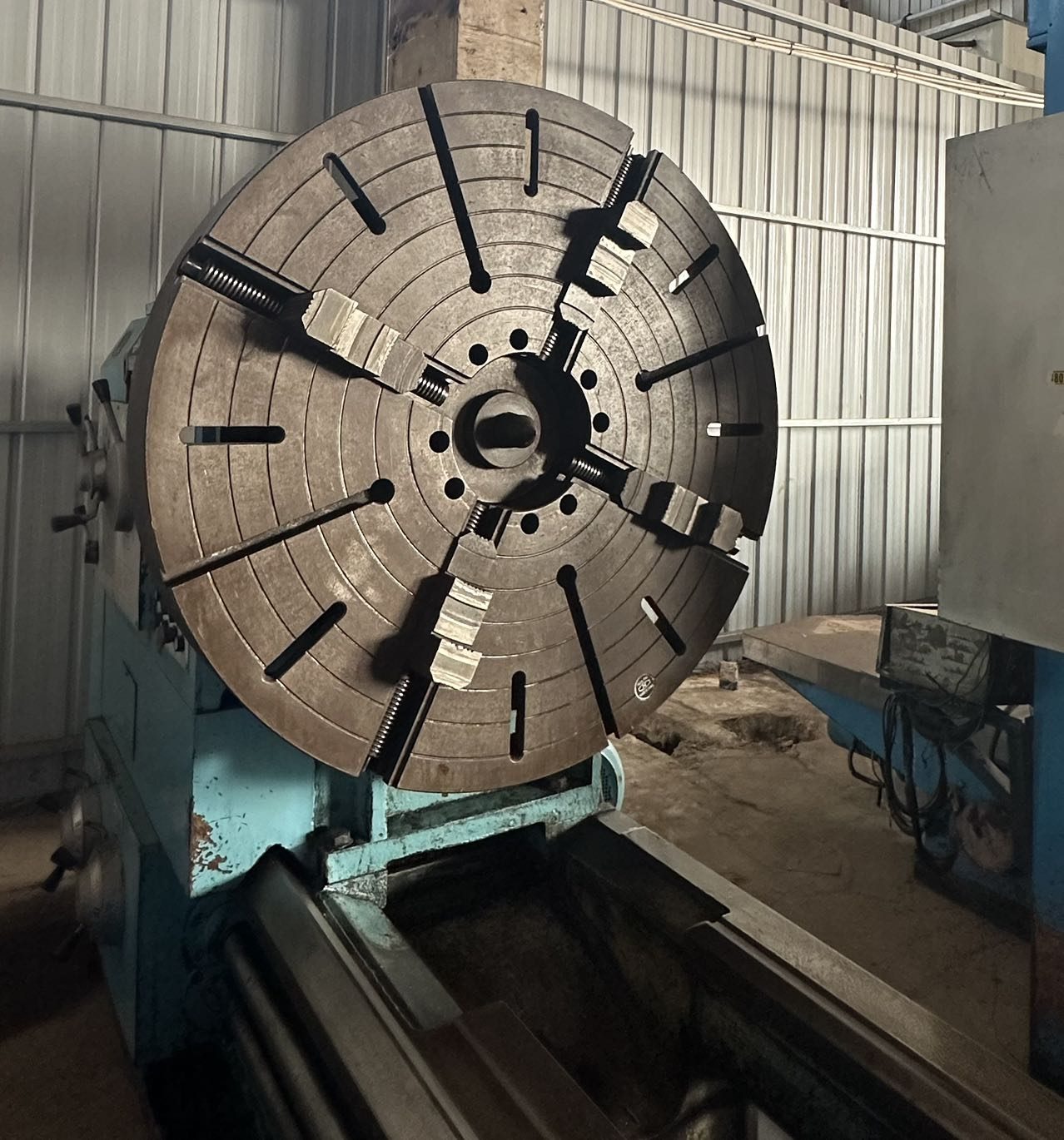 Used Lathe CW61160B &mdash; 2008 image 3
