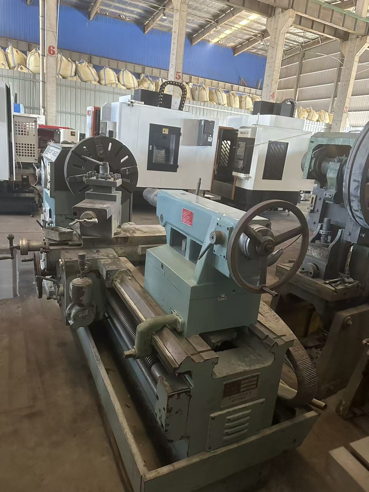 Used Lathe CW6280 &mdash; 2015 image 6