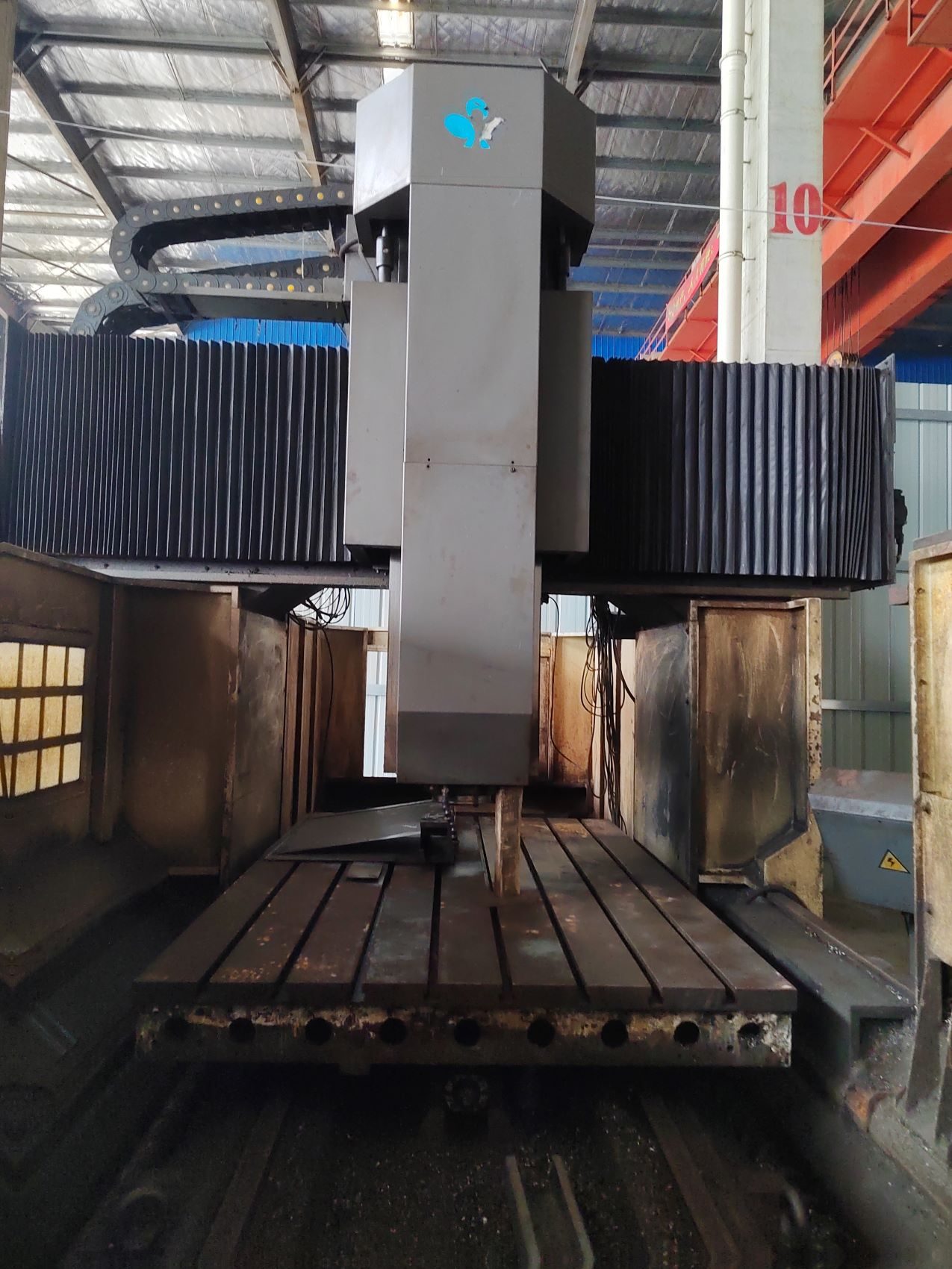 Used Machining Center DRV2017 &mdash; 2013 image 3