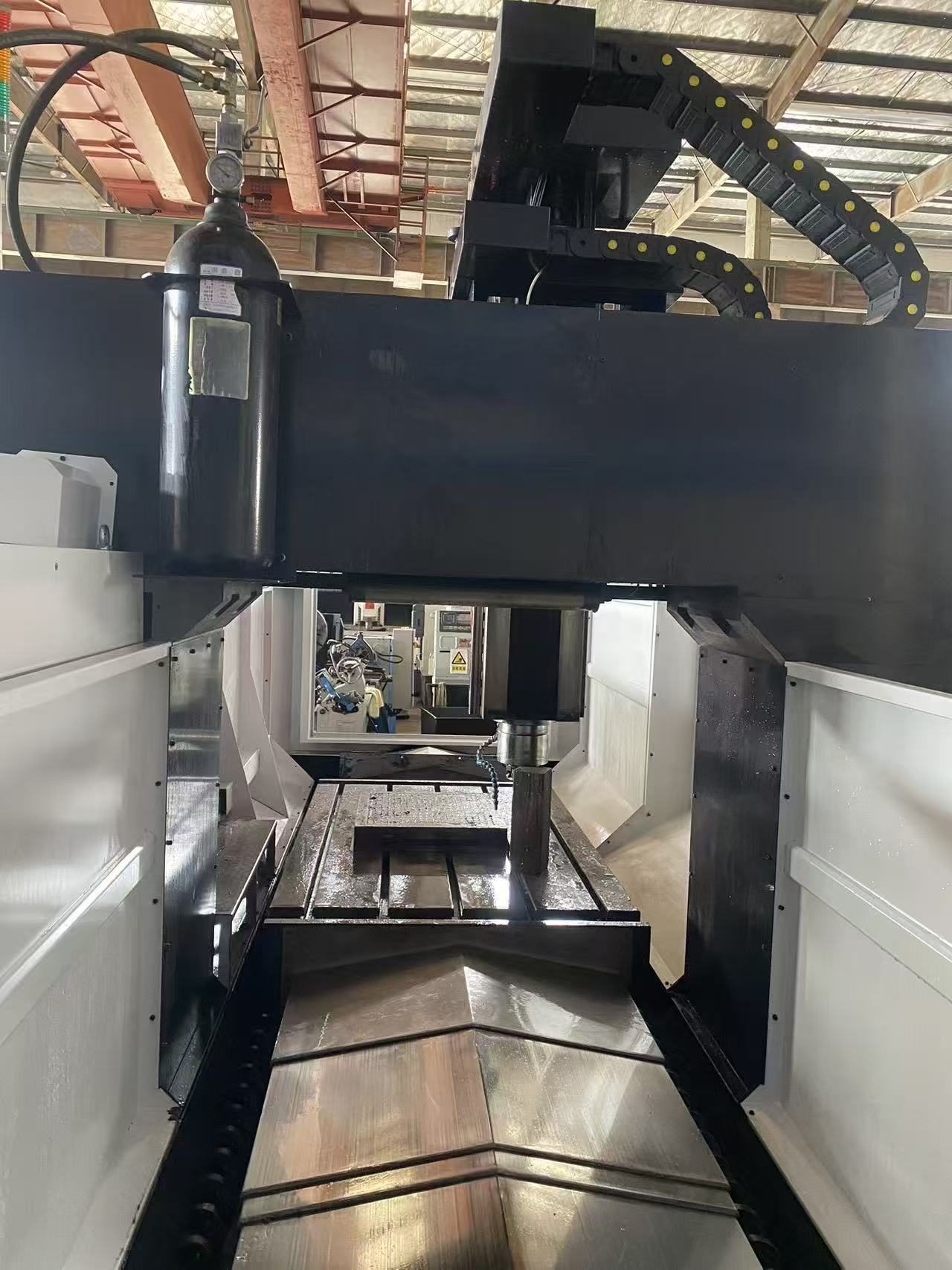 Used Machining Center 1513 &mdash; 2021 image 6