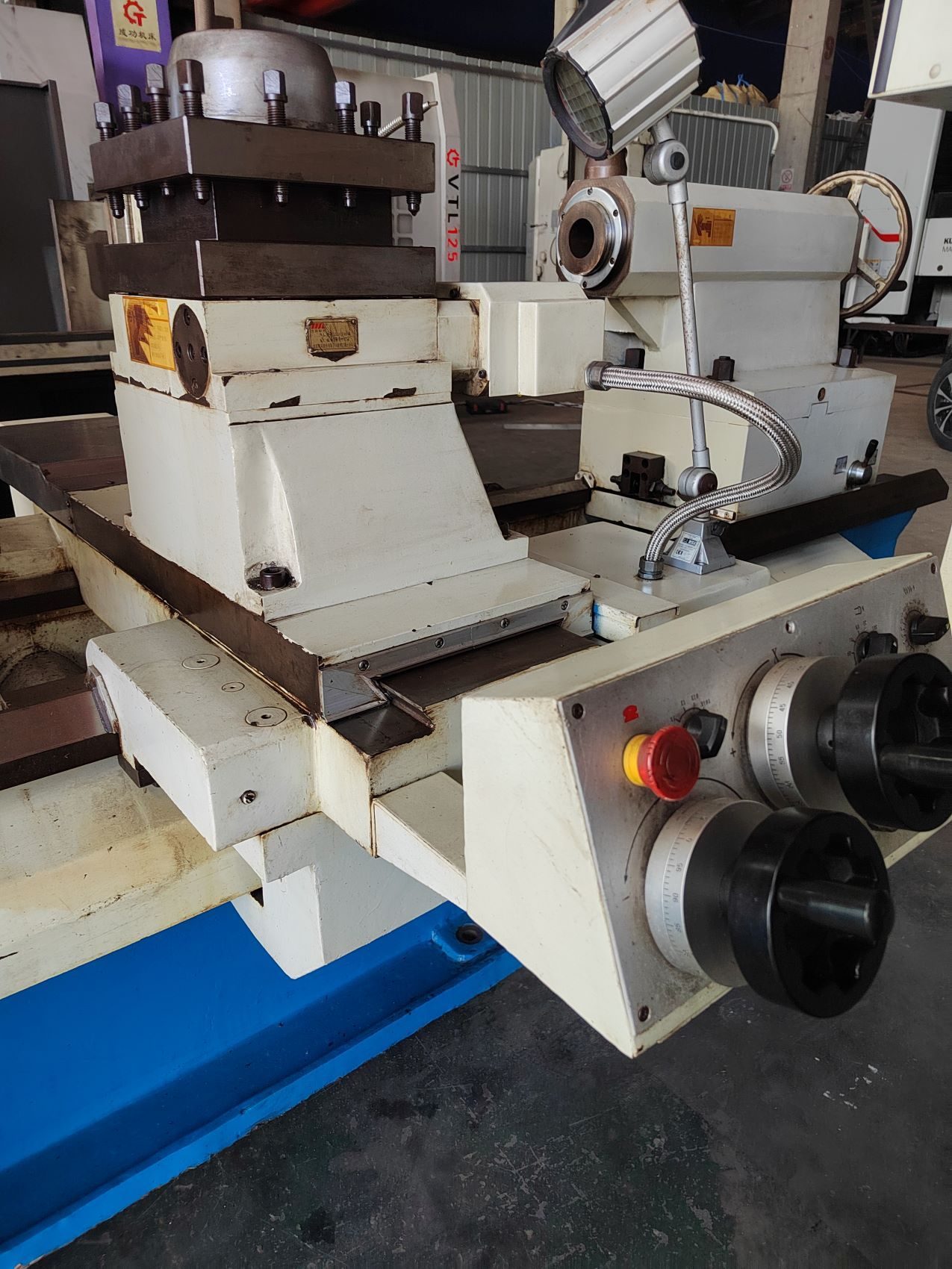 Used Lathe CK61100 &mdash; 2011 image 8