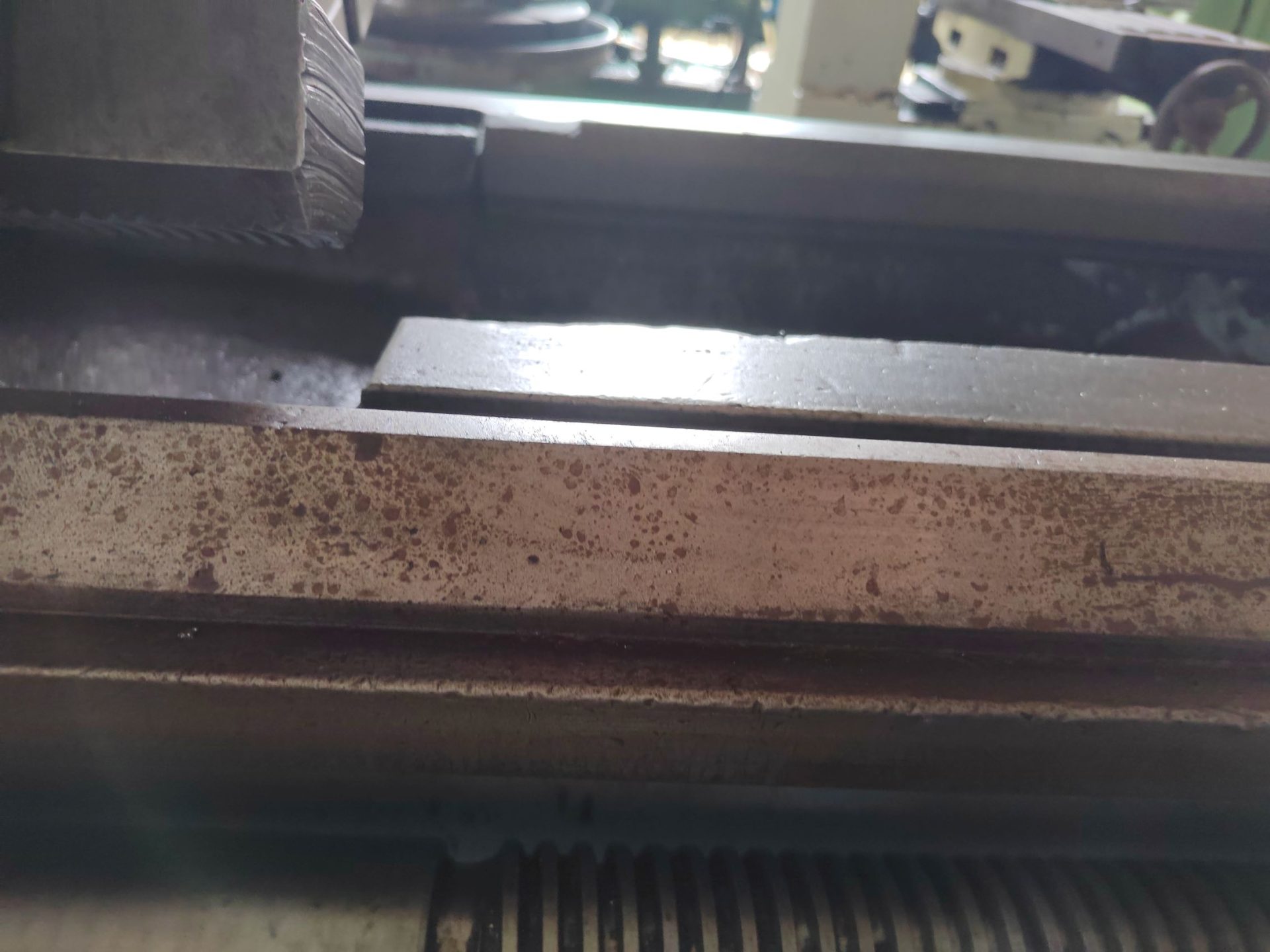 Used Lathe CW6180D &mdash; 2006 image 2