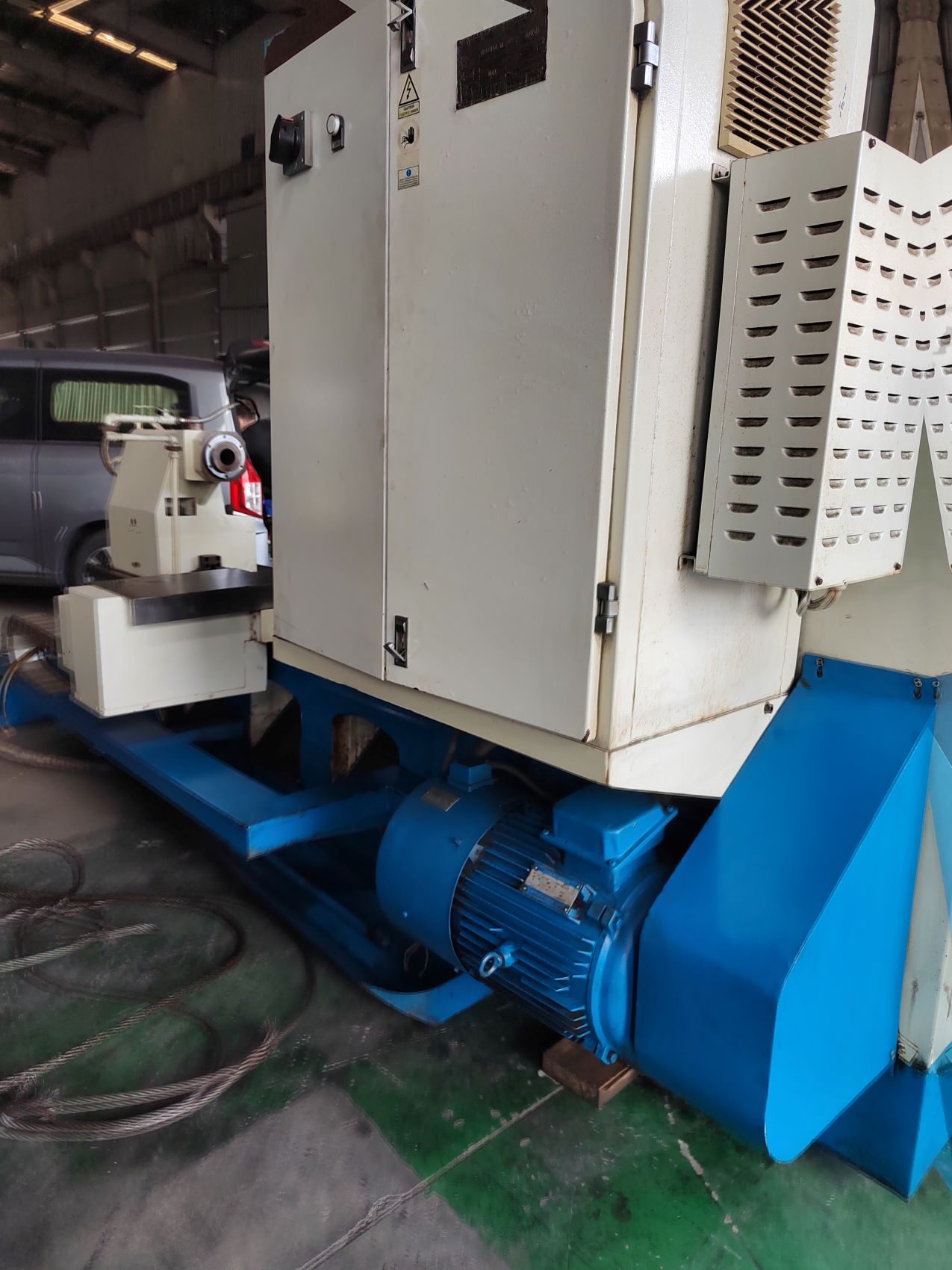 Used Lathe CK61100 &mdash; 2011 image 9