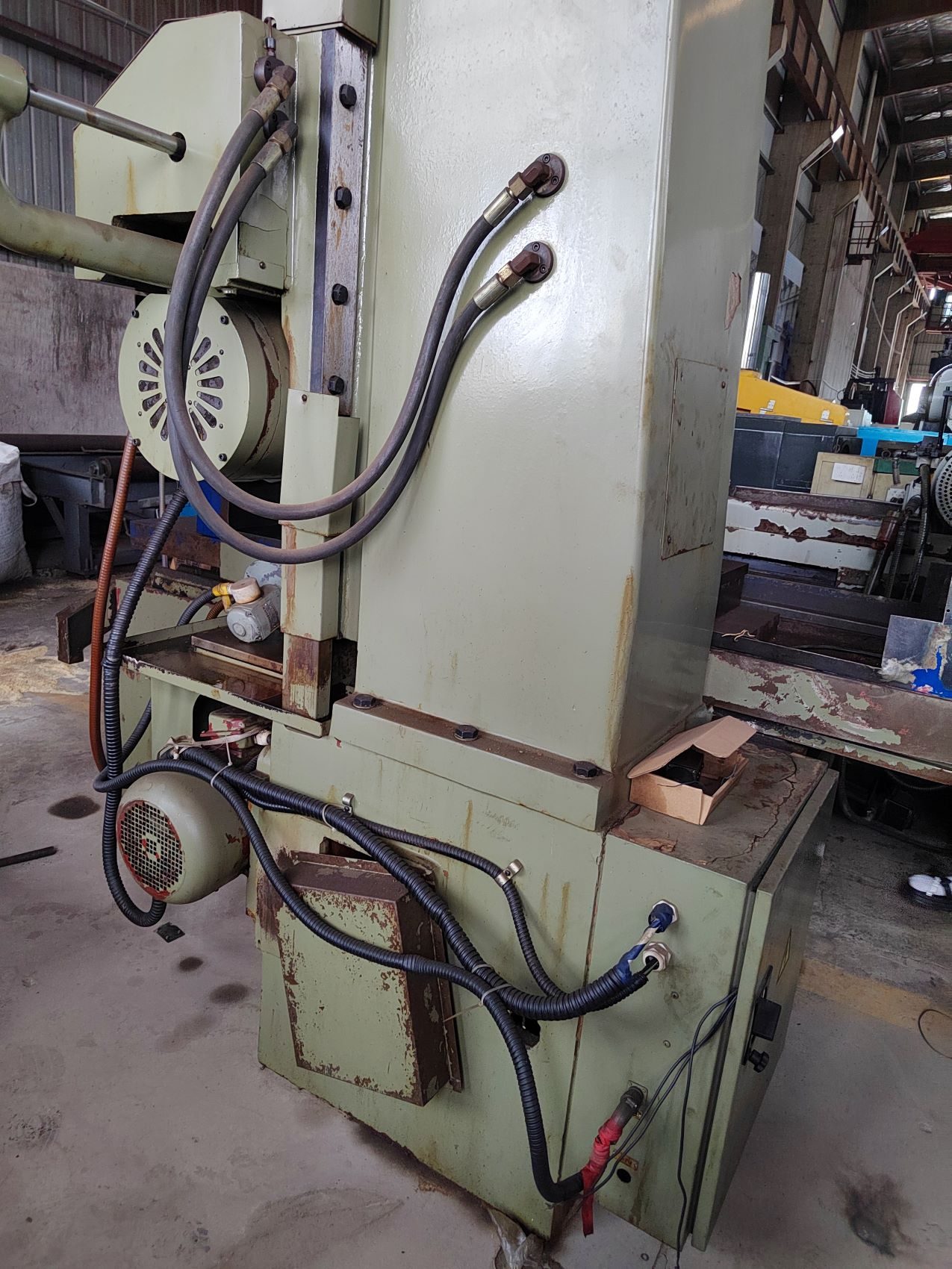 Used Grinding Machine M7140 &mdash; 2010 image 5